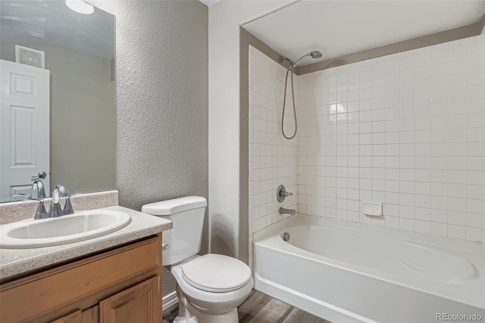 MLS Image #21 for 5722 s addison way,aurora, Colorado