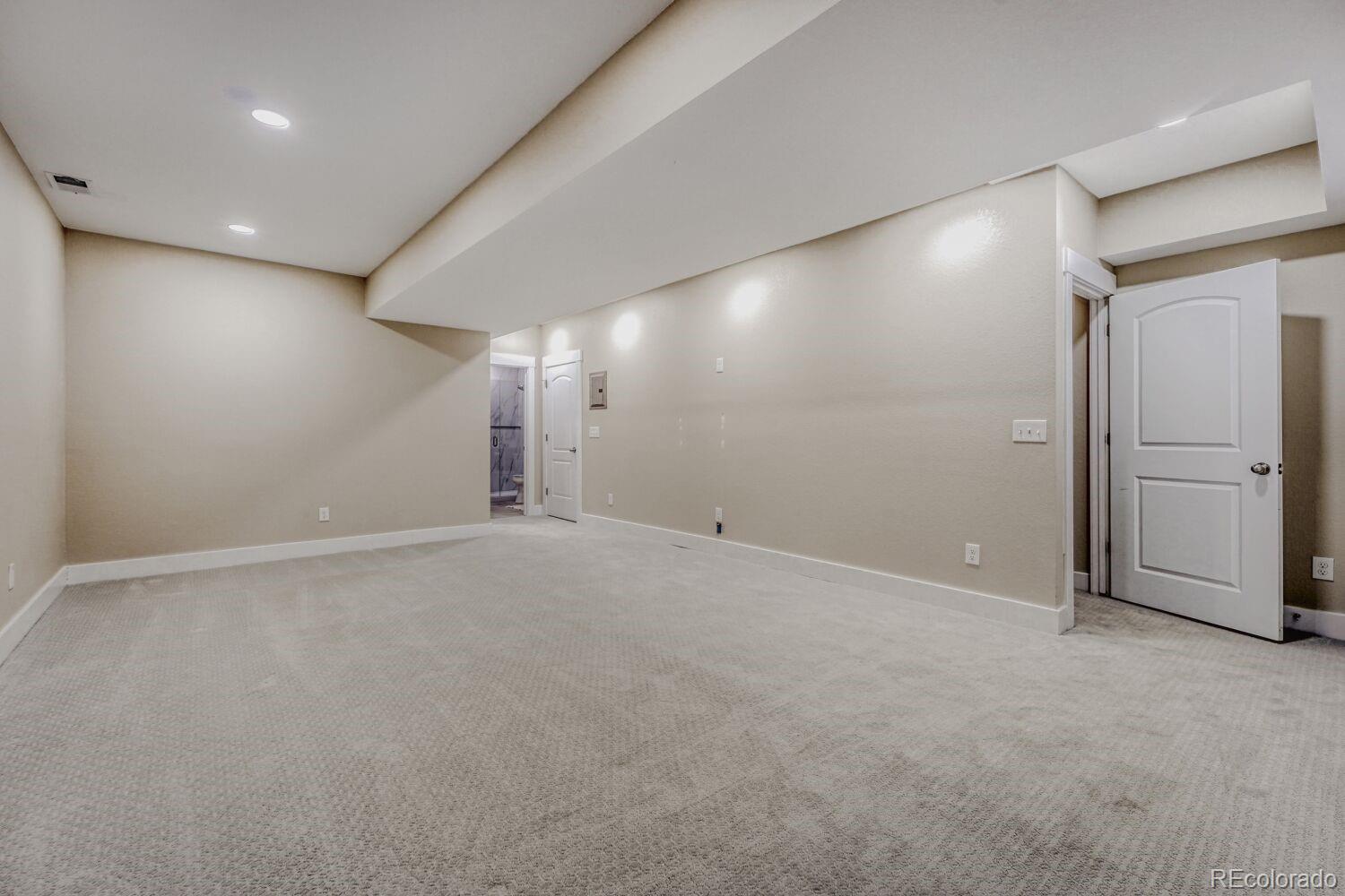 MLS Image #31 for 2861  lima street,denver, Colorado