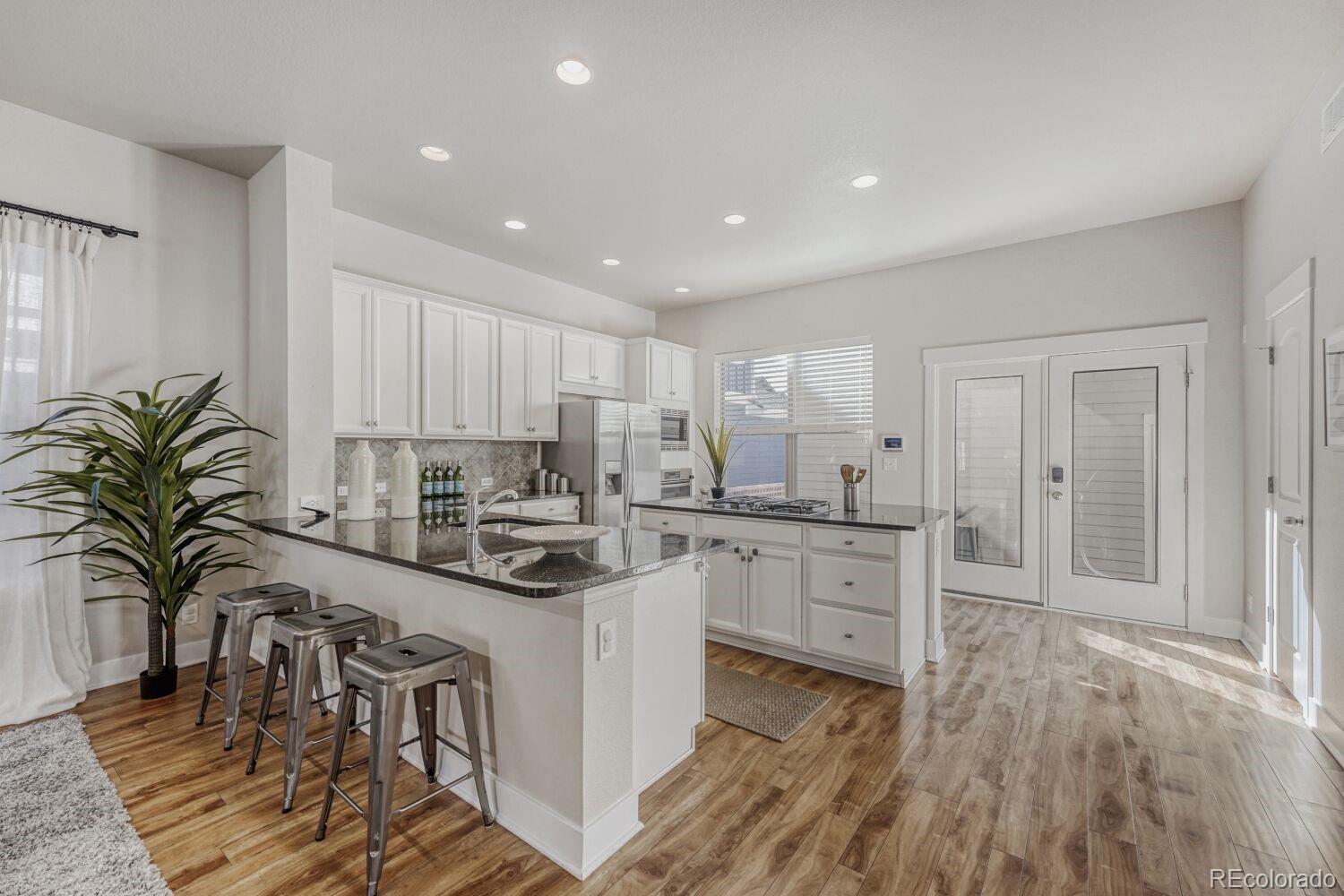 MLS Image #9 for 2861  lima street,denver, Colorado