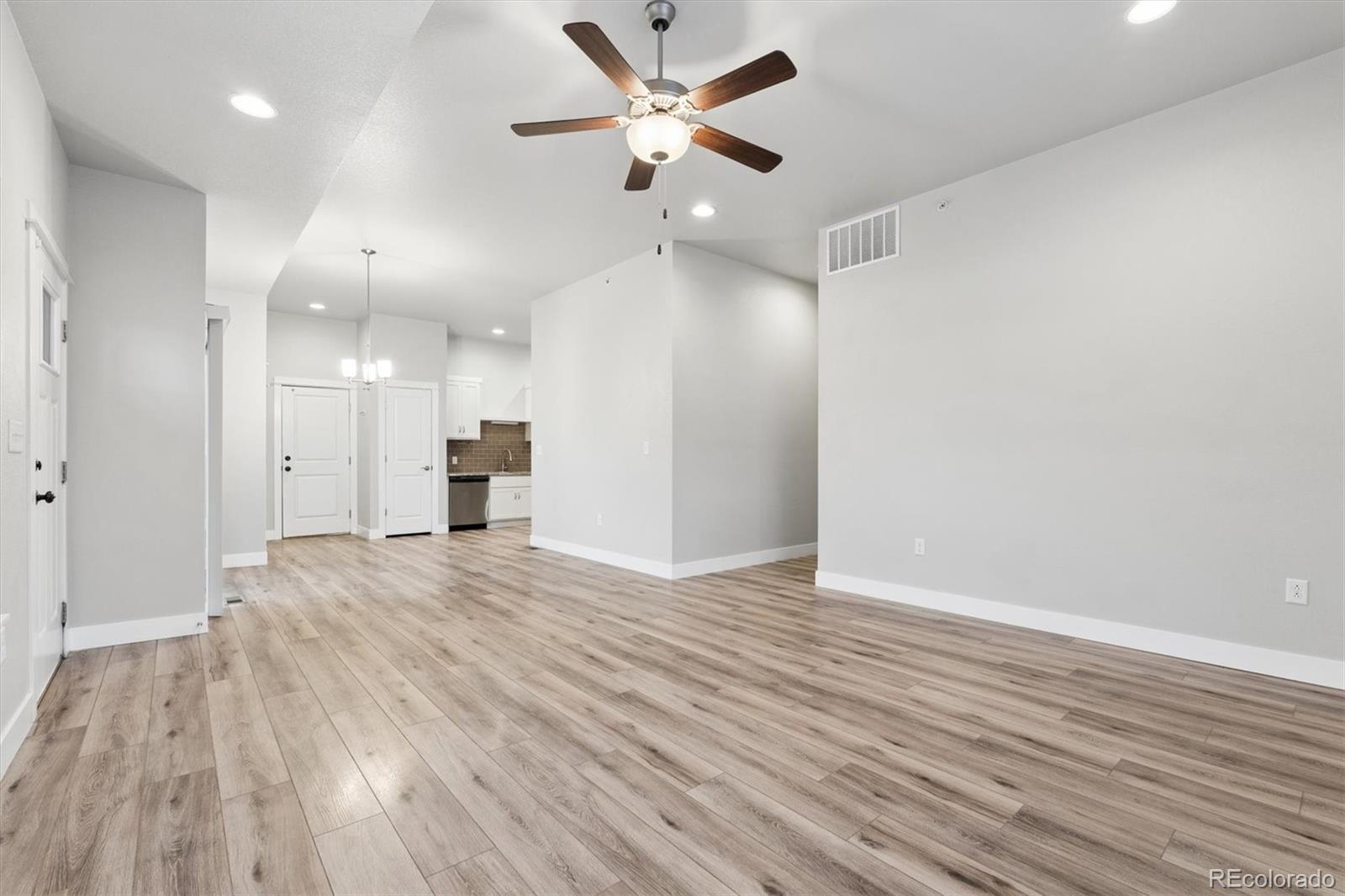 MLS Image #4 for 6835  lee street,wellington, Colorado