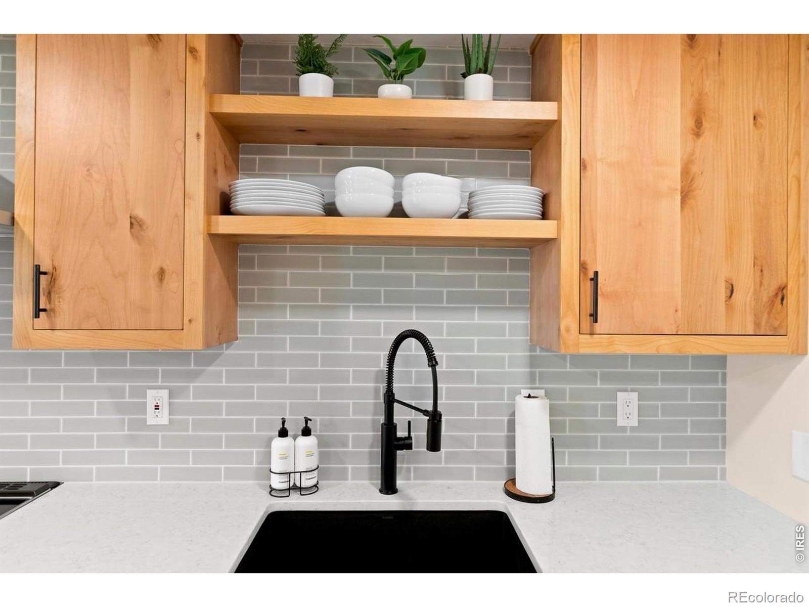 MLS Image #2 for 4204  greenbriar boulevard,boulder, Colorado