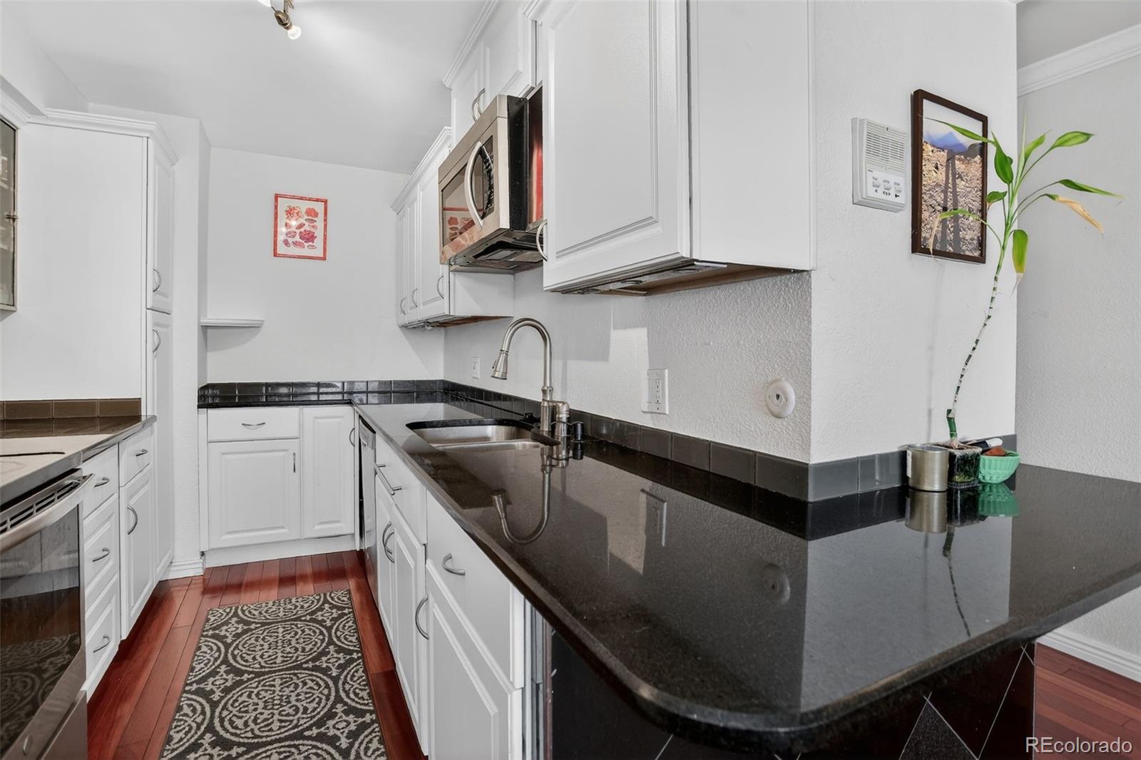 MLS Image #12 for 1313  steele street,denver, Colorado