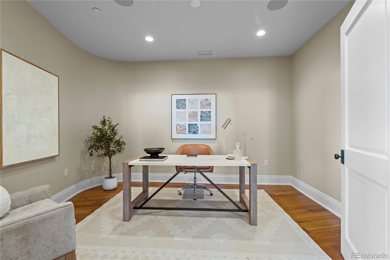 MLS Image #14 for 100  detroit street 508,denver, Colorado