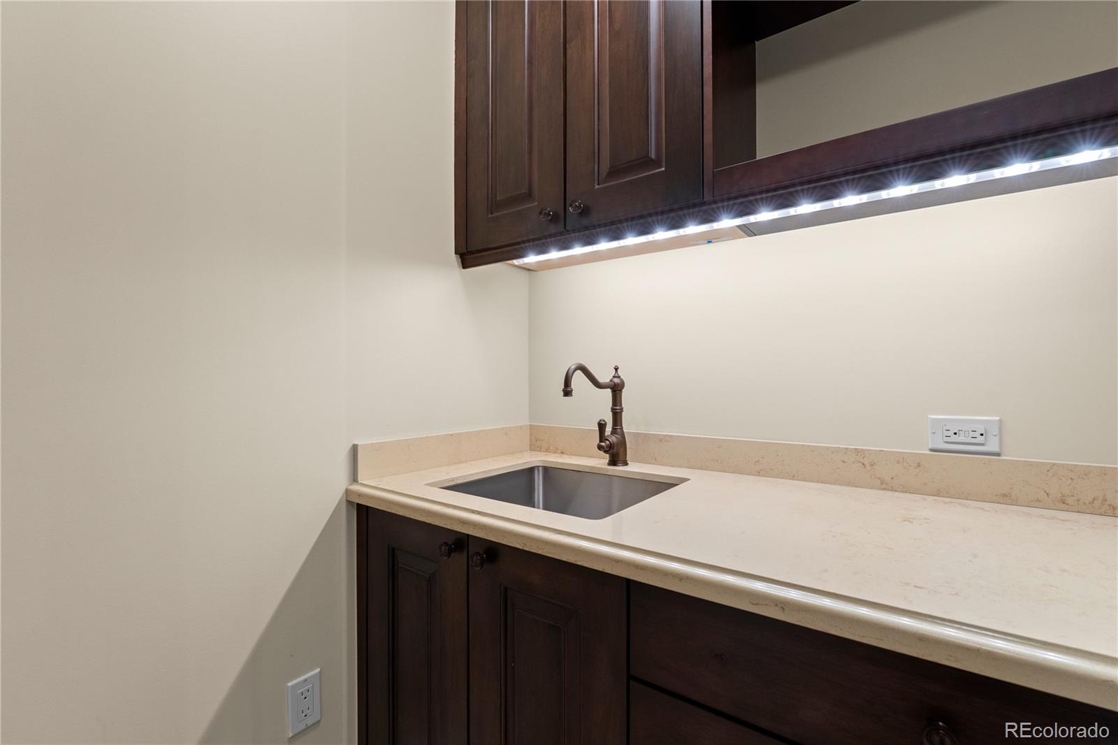 MLS Image #27 for 100  detroit street 508,denver, Colorado