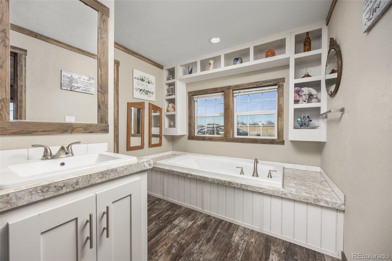 MLS Image #14 for 51015  county road 57 ,ault, Colorado