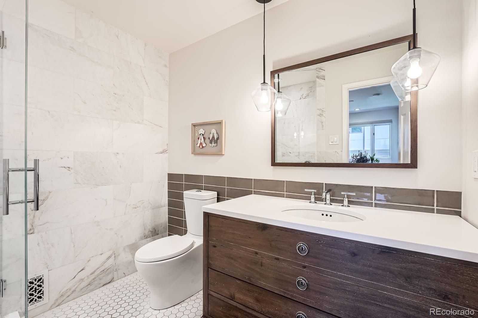 MLS Image #11 for 3695 e dartmouth avenue,denver, Colorado