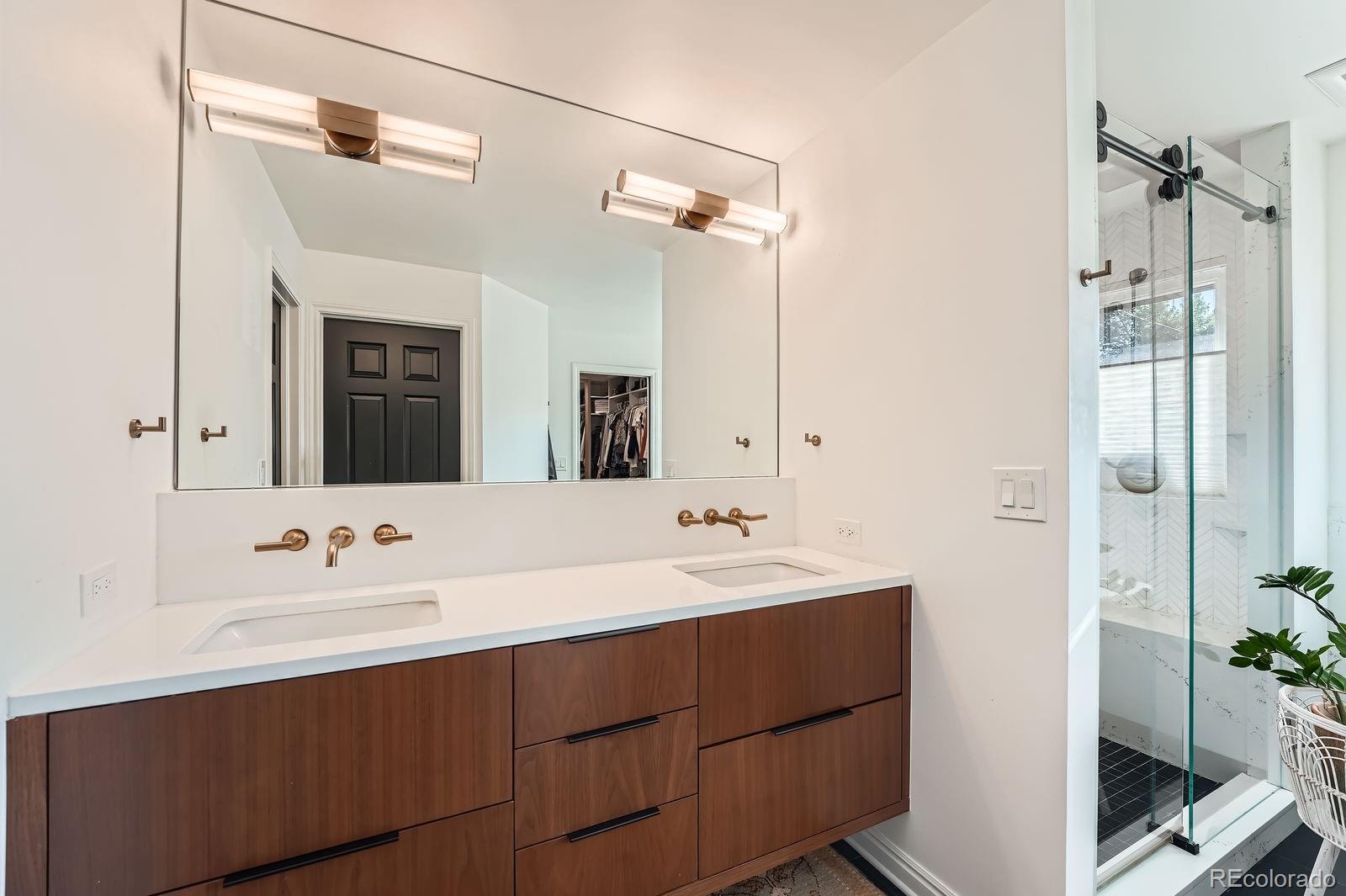 MLS Image #19 for 3695 e dartmouth avenue,denver, Colorado