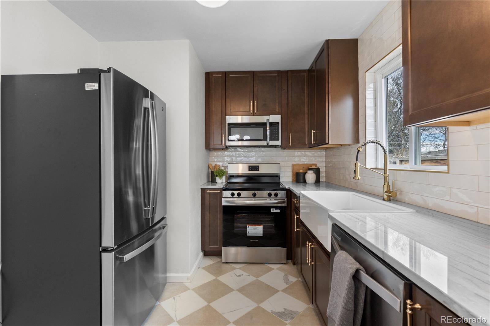 MLS Image #12 for 1261 s jackson street,denver, Colorado