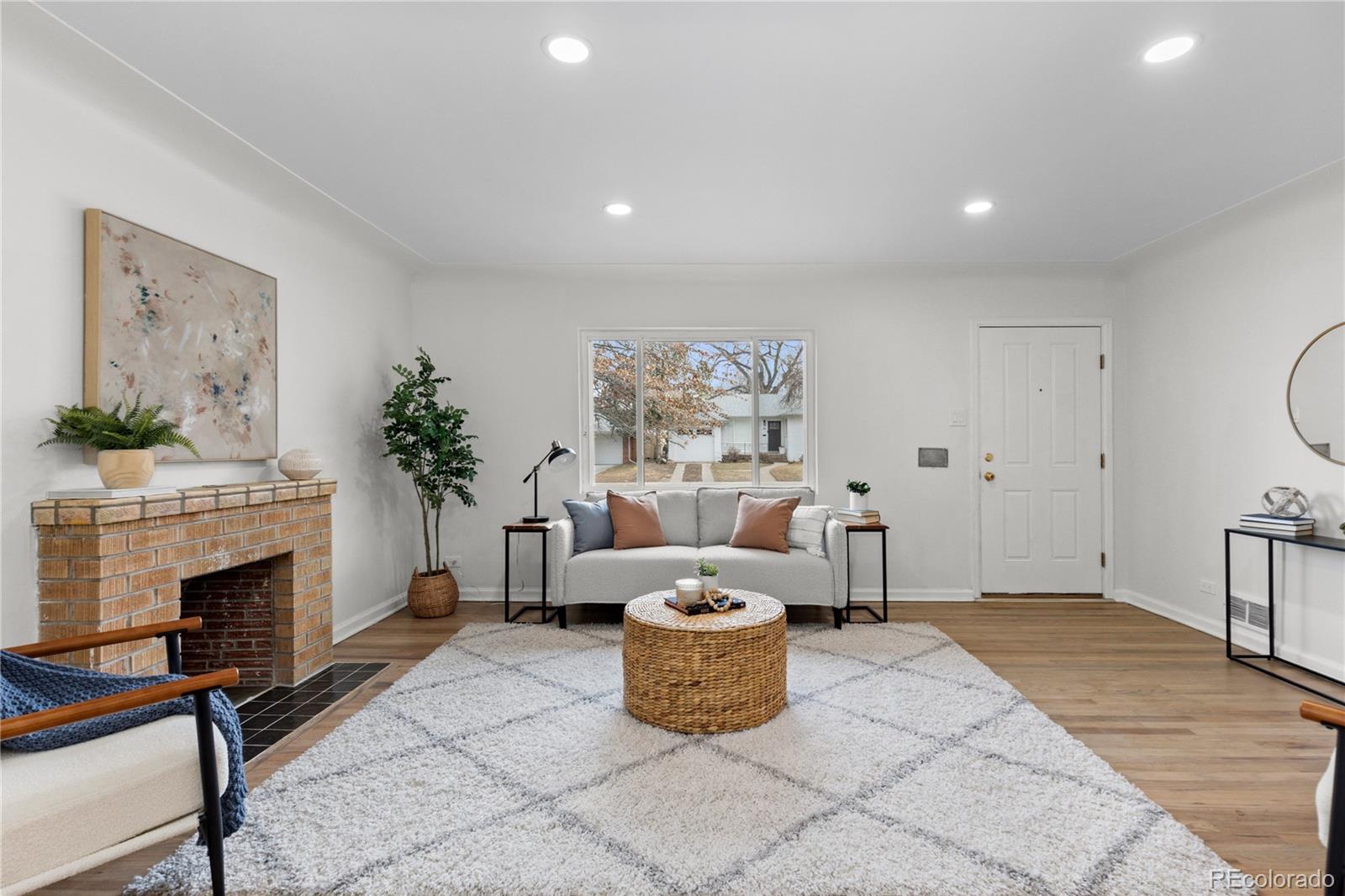 MLS Image #5 for 1261 s jackson street,denver, Colorado