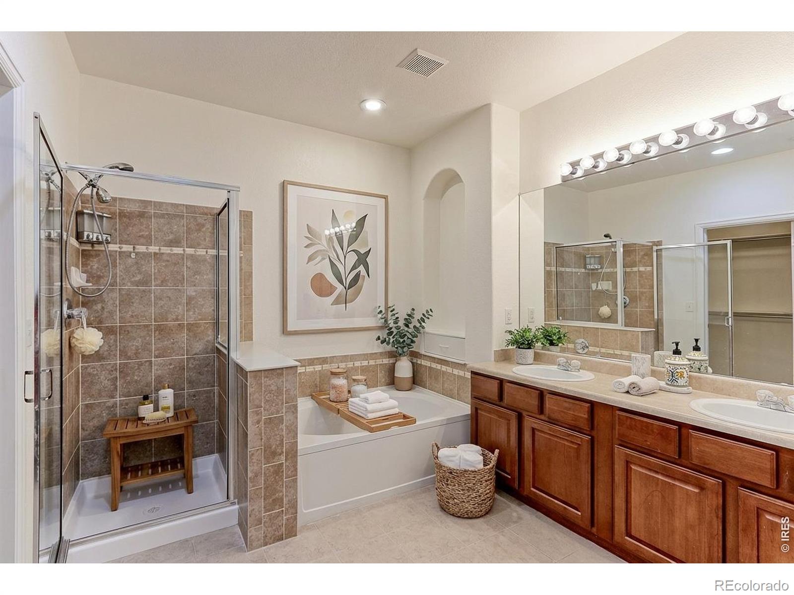 MLS Image #20 for 11207  osage circle b,northglenn, Colorado