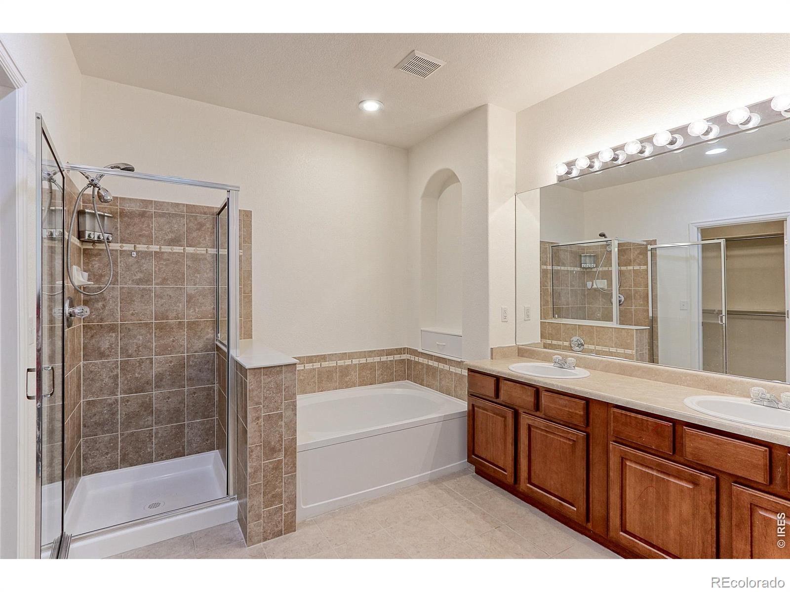 MLS Image #21 for 11207  osage circle b,northglenn, Colorado