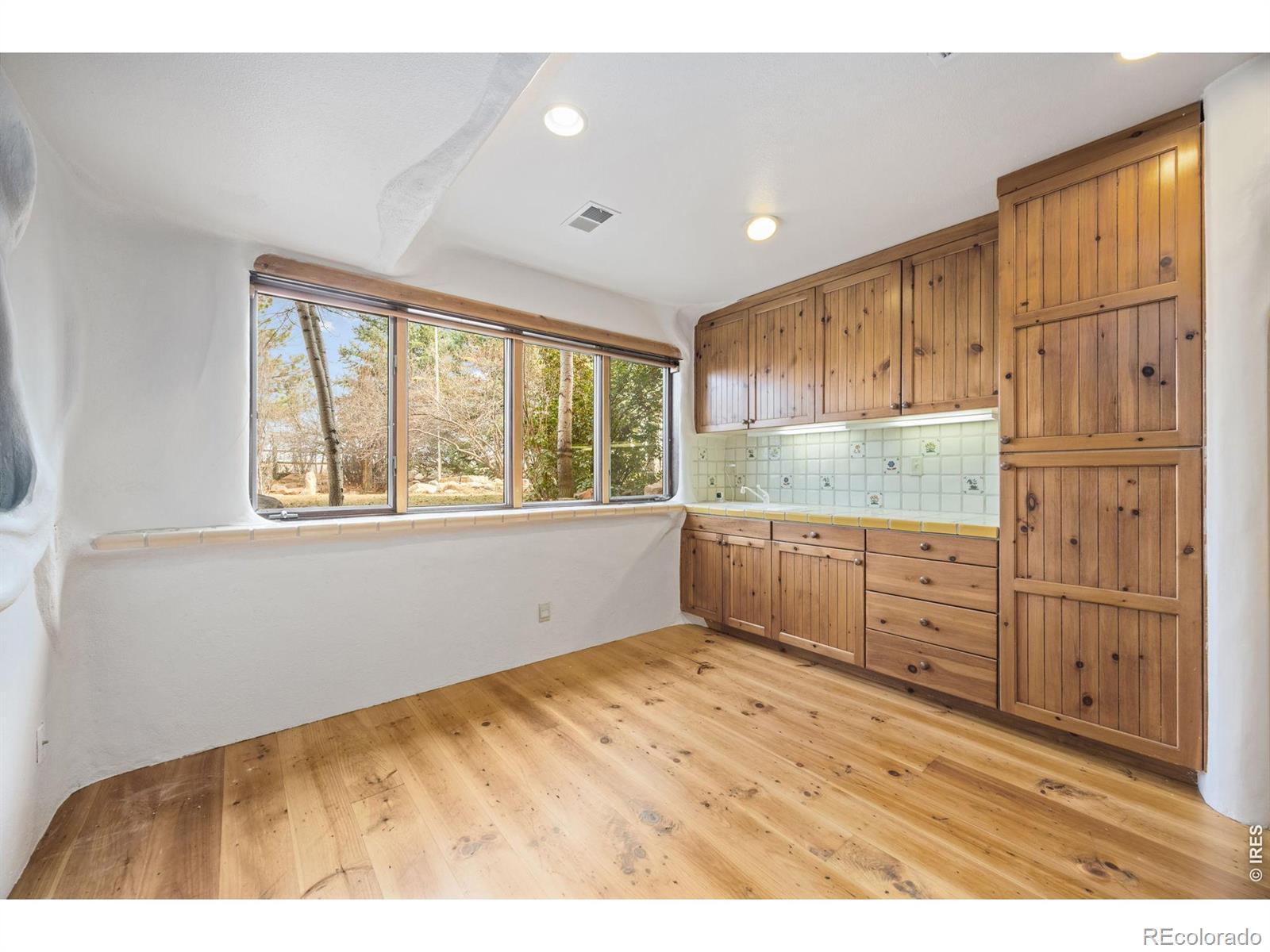 MLS Image #18 for 408  eagle lake court,fort collins, Colorado