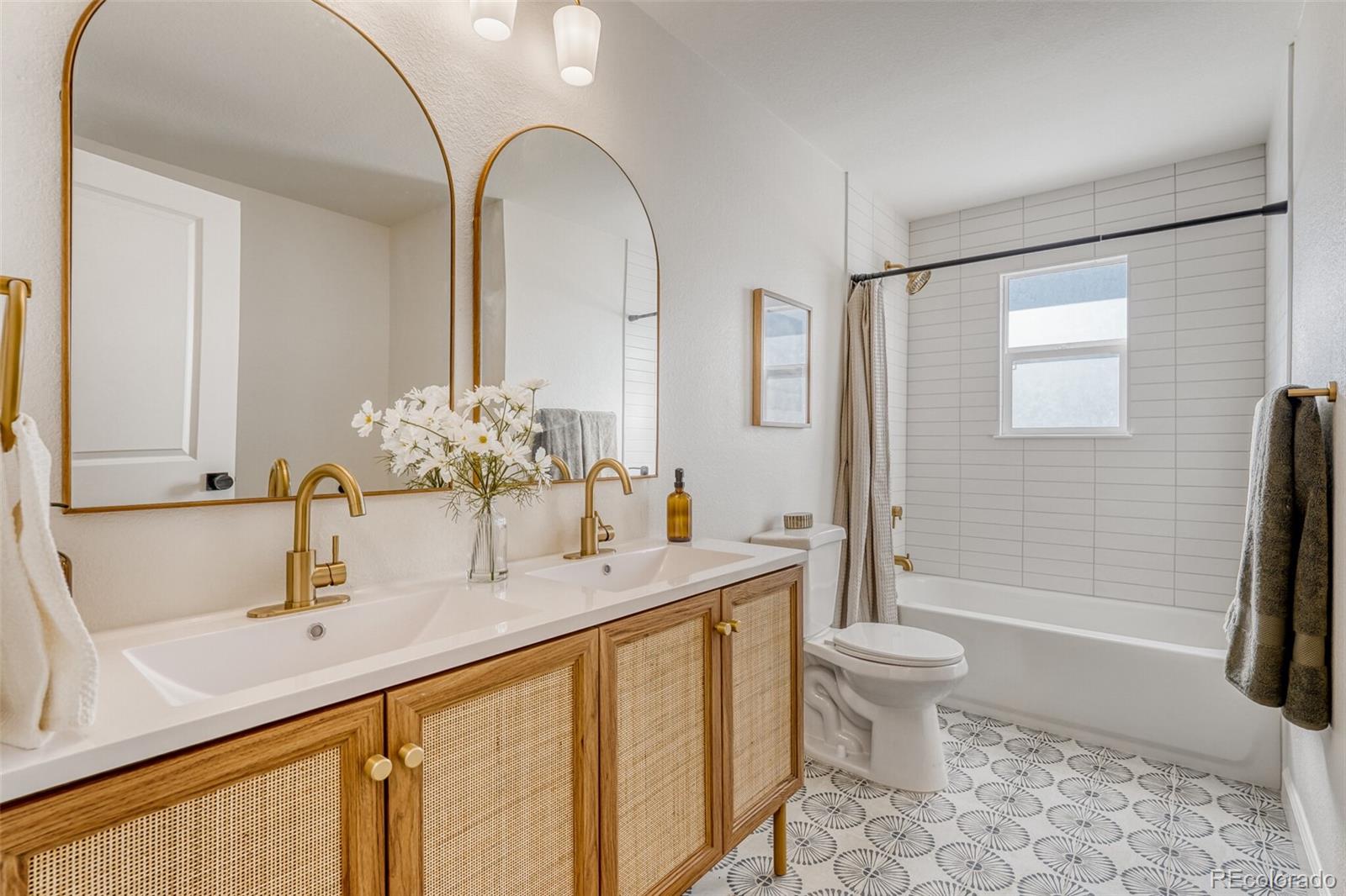 MLS Image #0 for 1529 s nucla street,aurora, Colorado