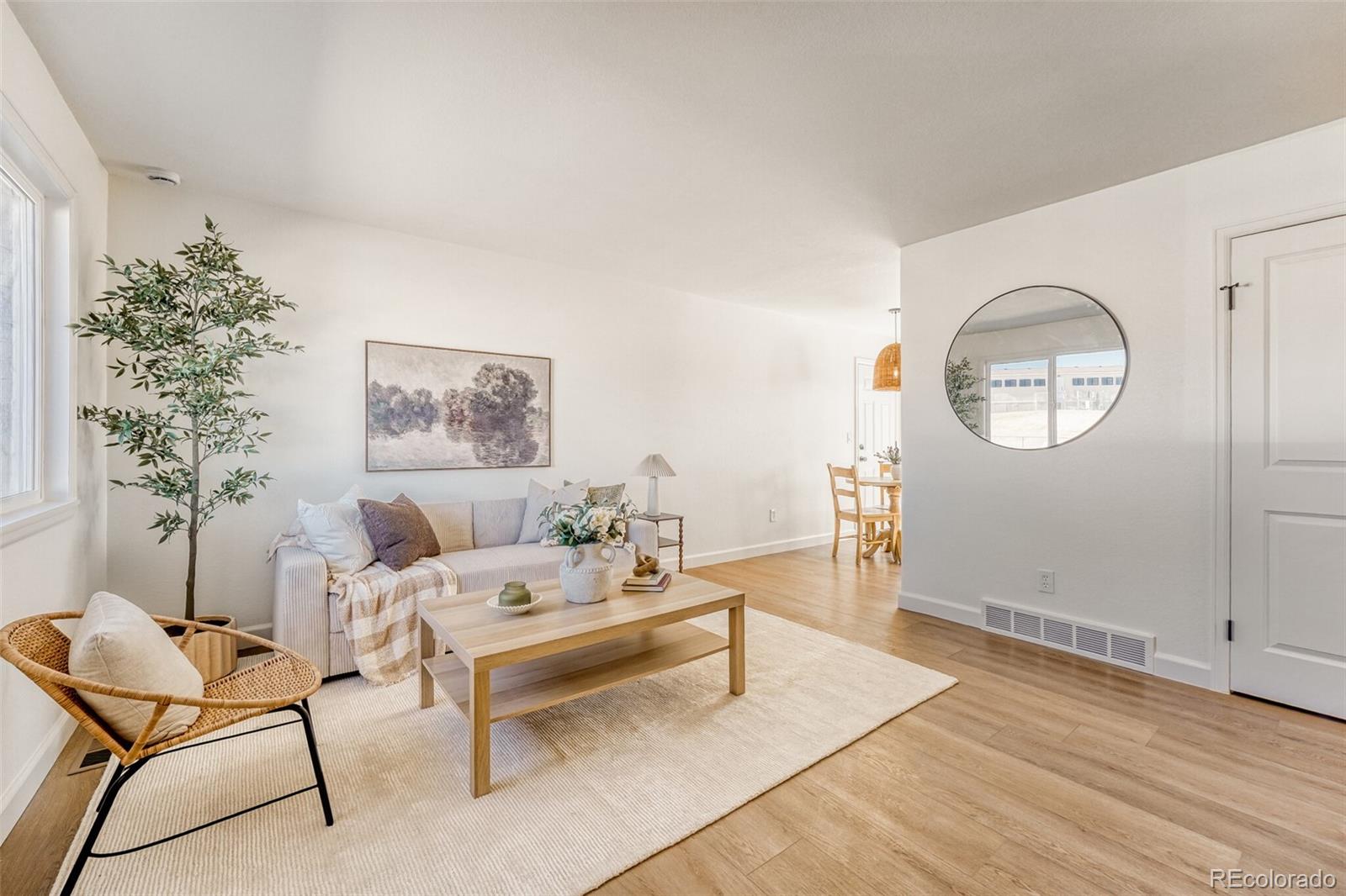 MLS Image #4 for 1529 s nucla street,aurora, Colorado
