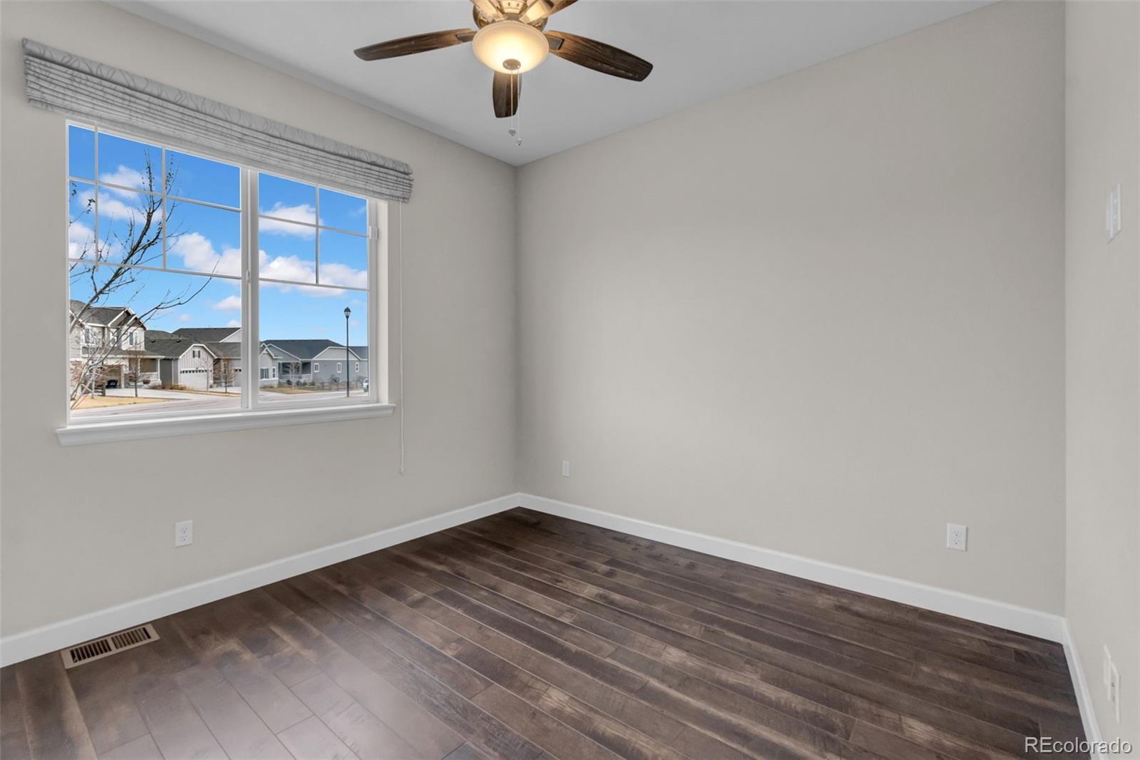 MLS Image #6 for 4541 s valdai way,aurora, Colorado