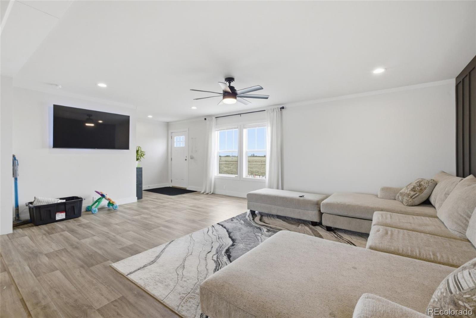 MLS Image #3 for 8  brown drive,wiggins, Colorado