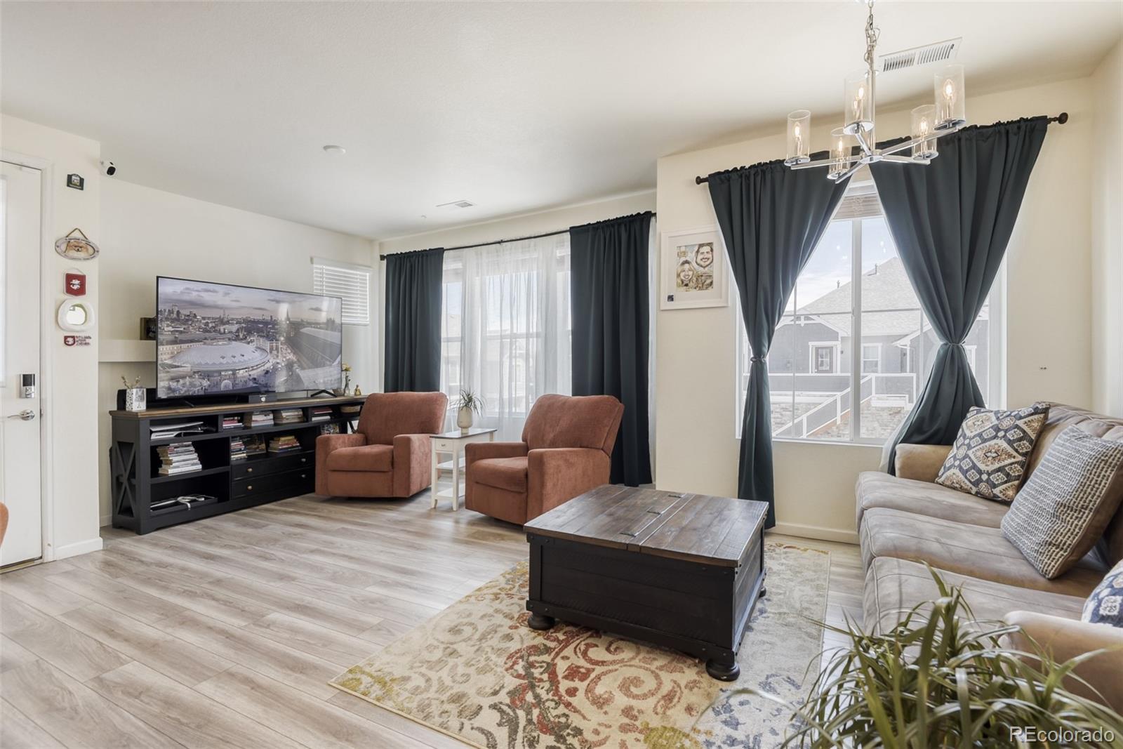 MLS Image #4 for 5745 s buchanan court,aurora, Colorado