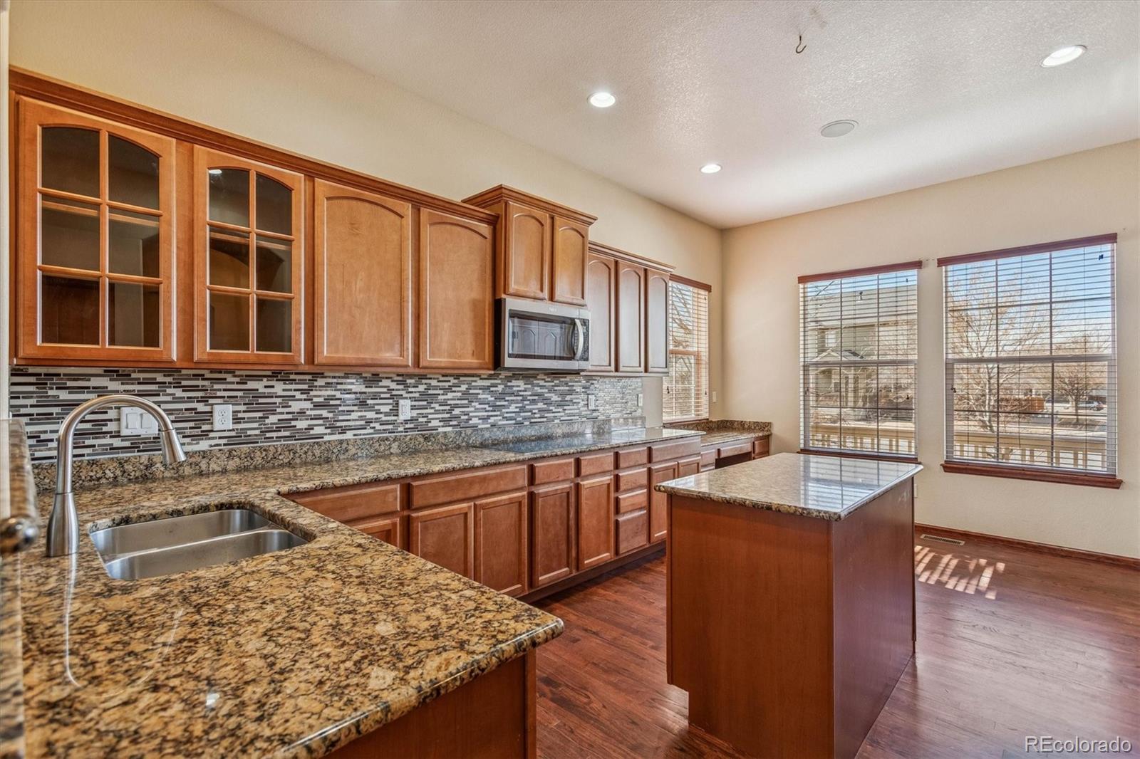 MLS Image #5 for 10296  sedalia street,commerce city, Colorado