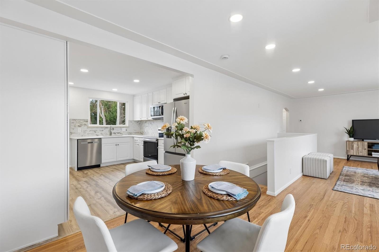 MLS Image #13 for 4880 s cherokee street,englewood, Colorado