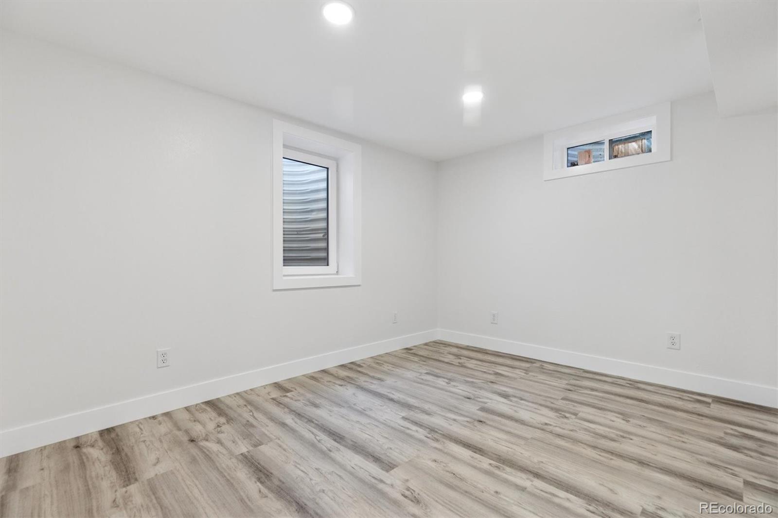 MLS Image #17 for 4880 s cherokee street,englewood, Colorado