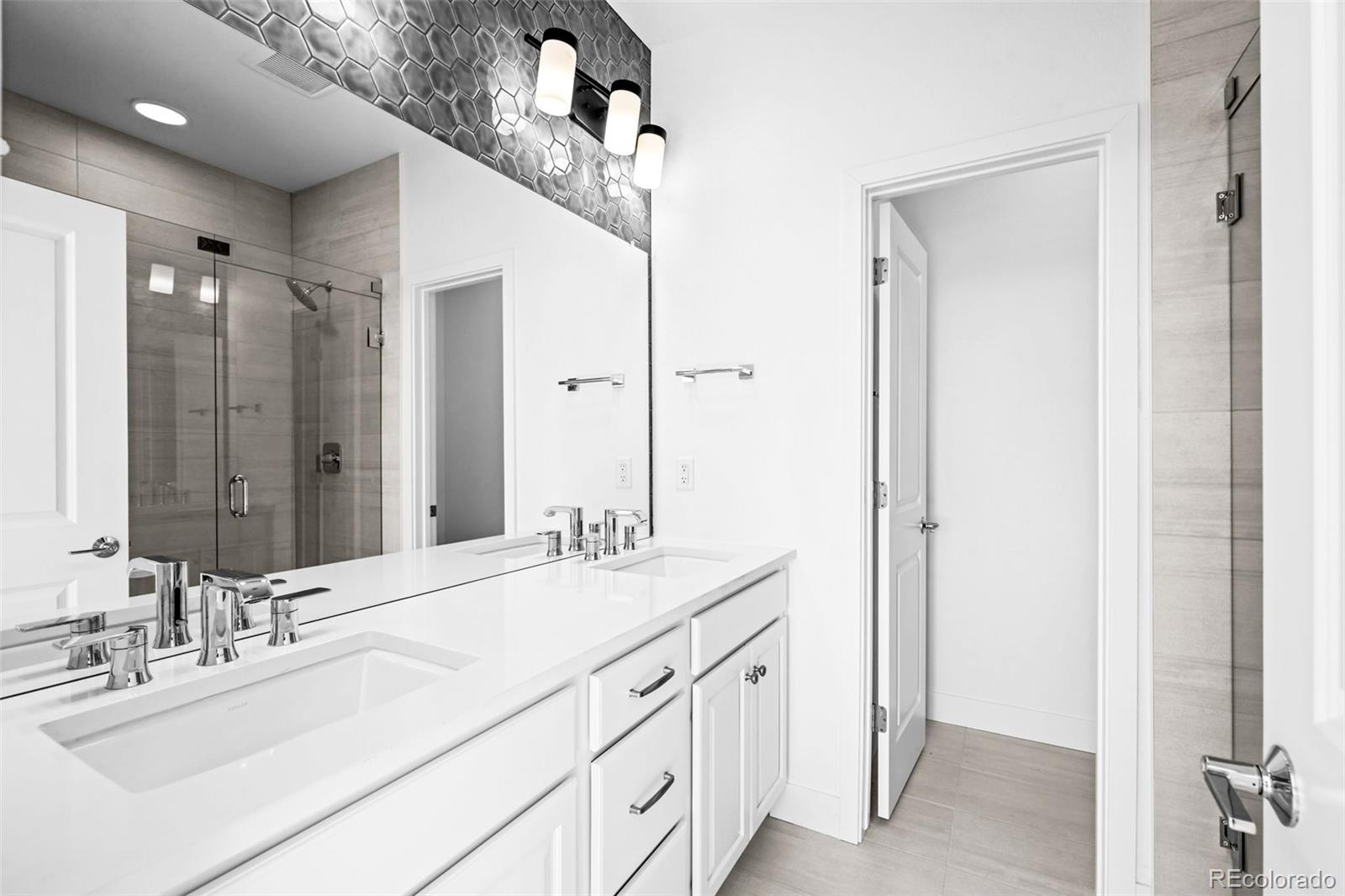 MLS Image #23 for 2676 w 68th avenue,denver, Colorado