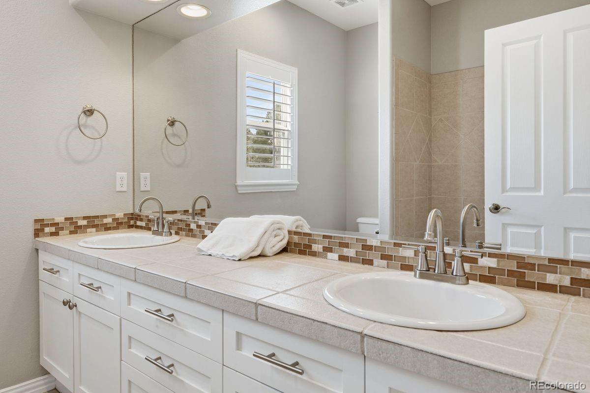 MLS Image #22 for 906  greenridge lane,castle pines, Colorado