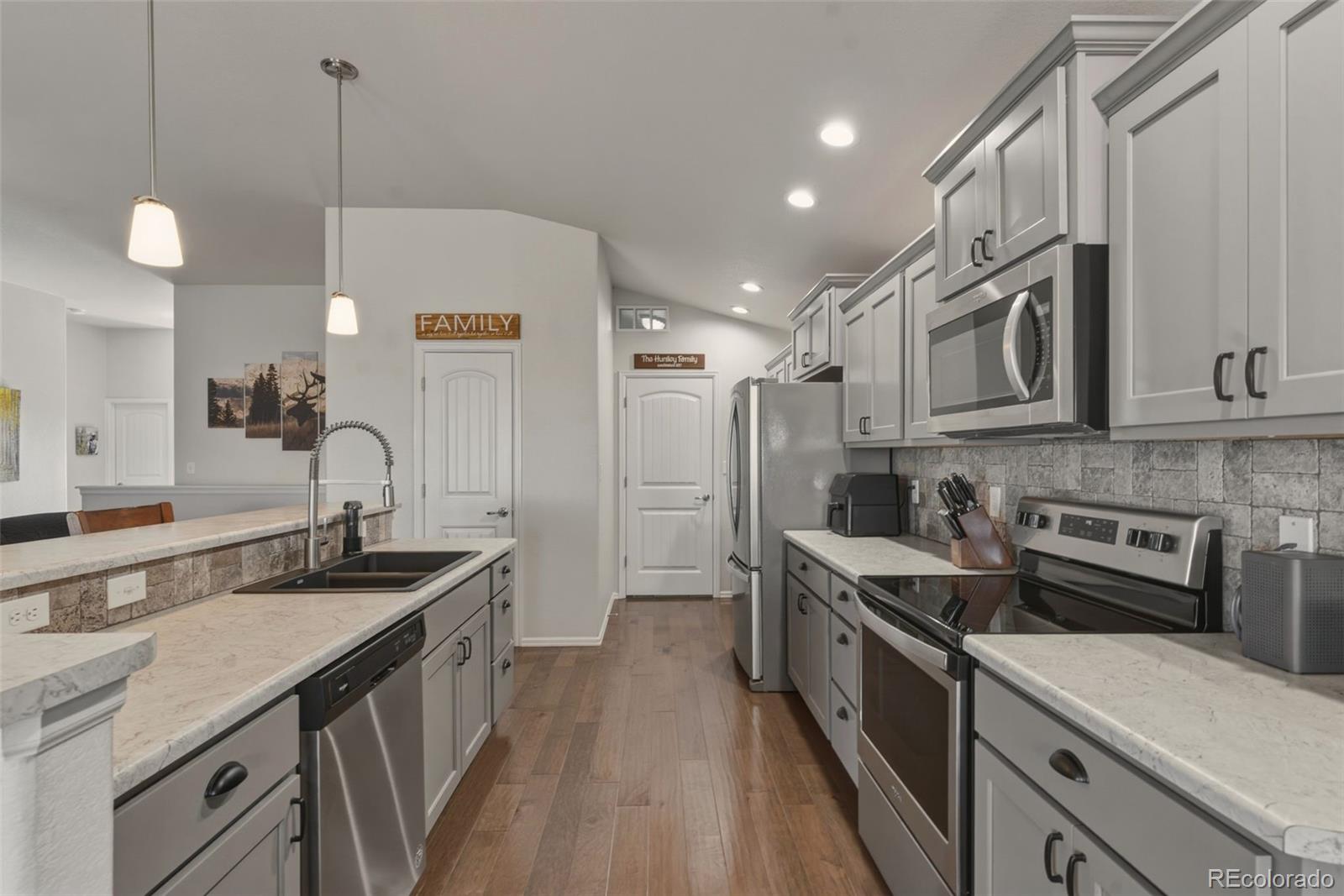 MLS Image #11 for 653 e chaunsey drive,pueblo west, Colorado