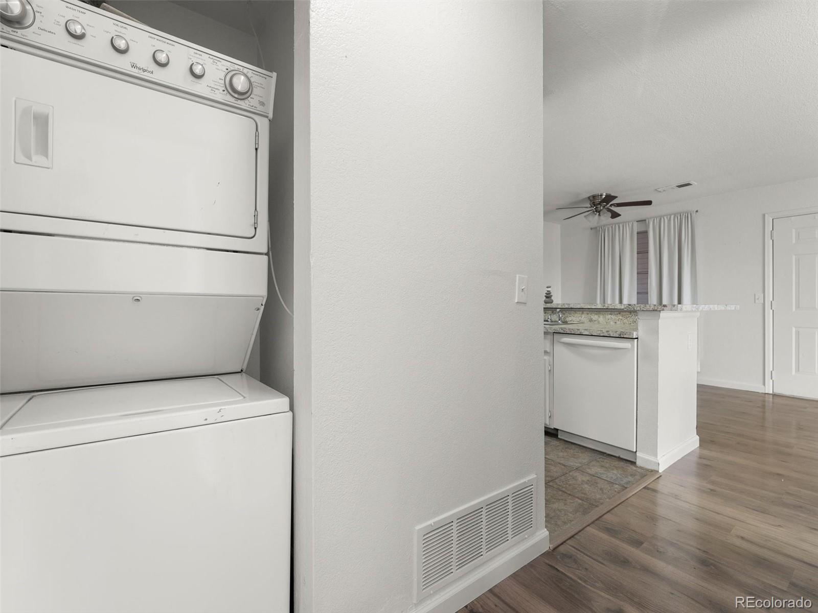 MLS Image #11 for 4460 s pitkin street,aurora, Colorado