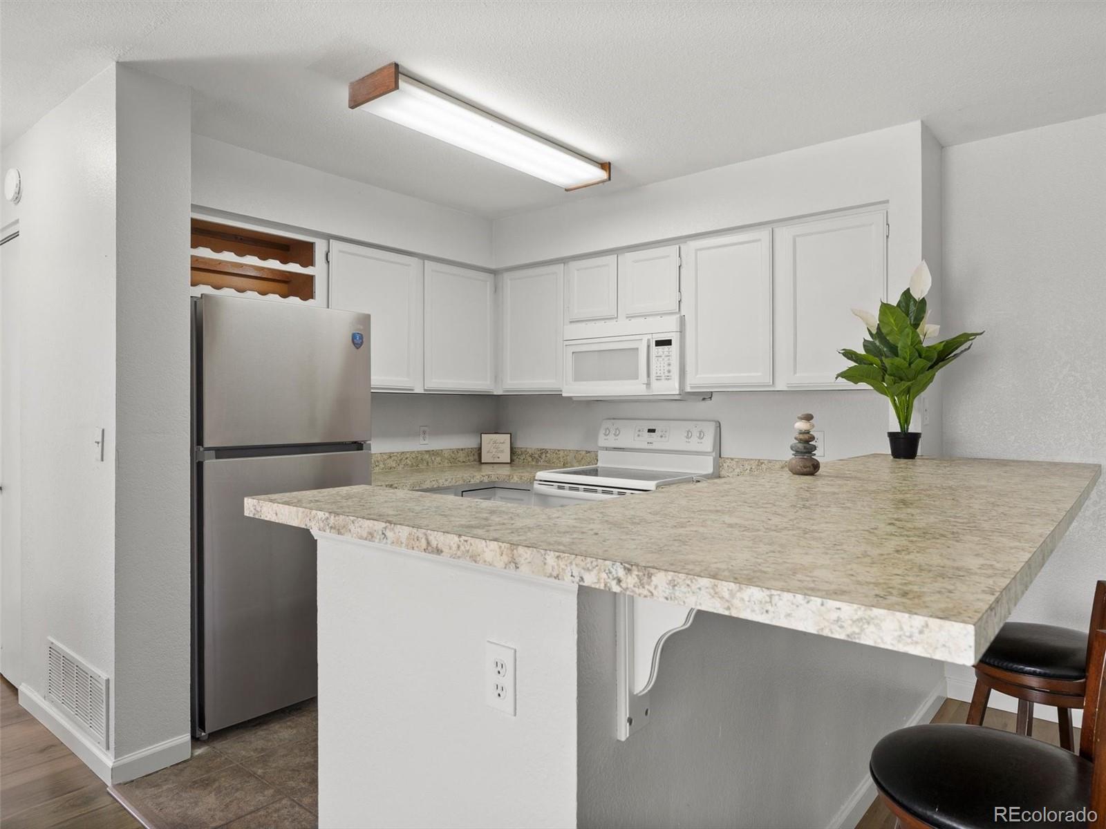 MLS Image #2 for 4460 s pitkin street,aurora, Colorado