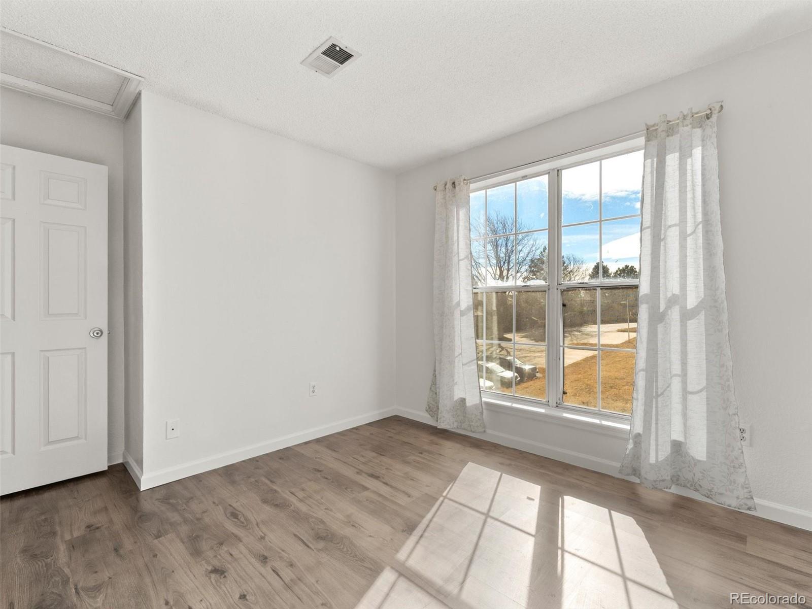 MLS Image #8 for 4460 s pitkin street,aurora, Colorado