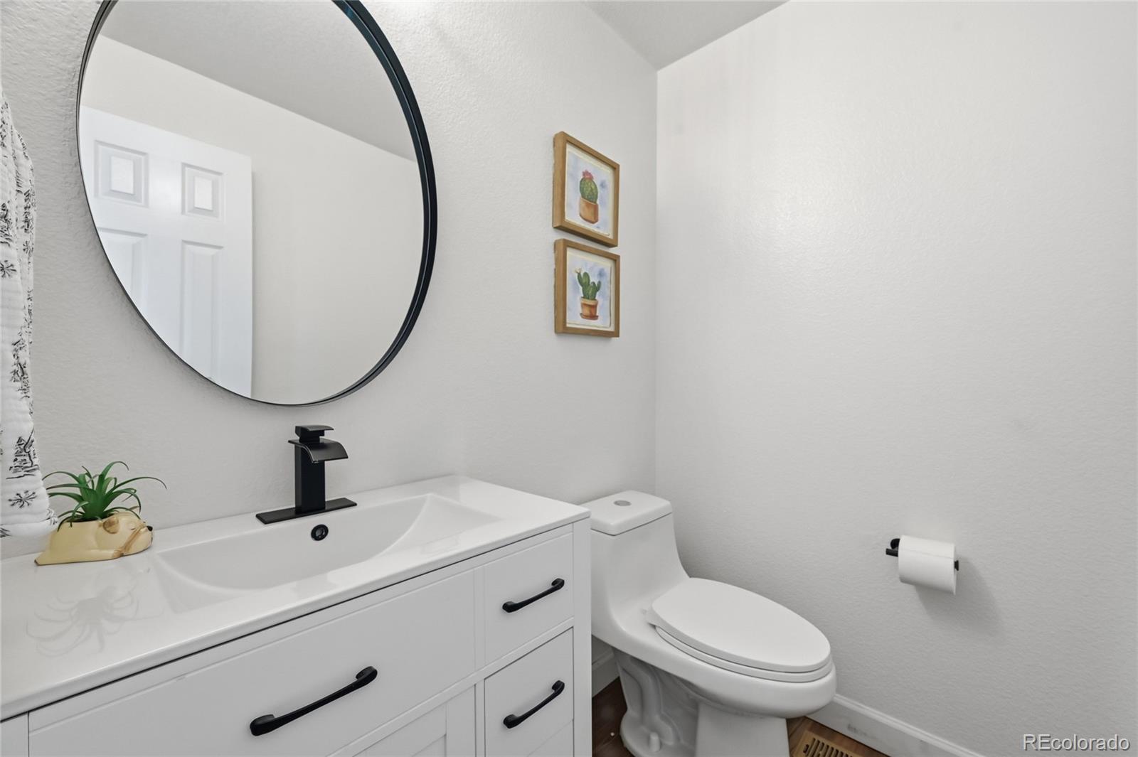 MLS Image #11 for 10559  jewelberry trail,highlands ranch, Colorado