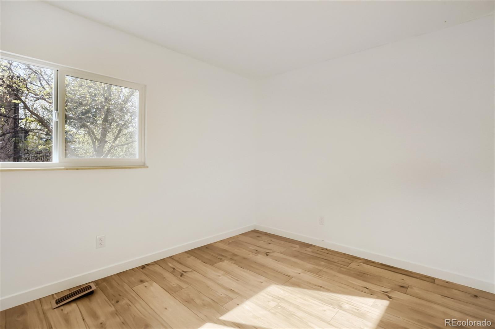 MLS Image #11 for 1215  devonshire court,lafayette, Colorado