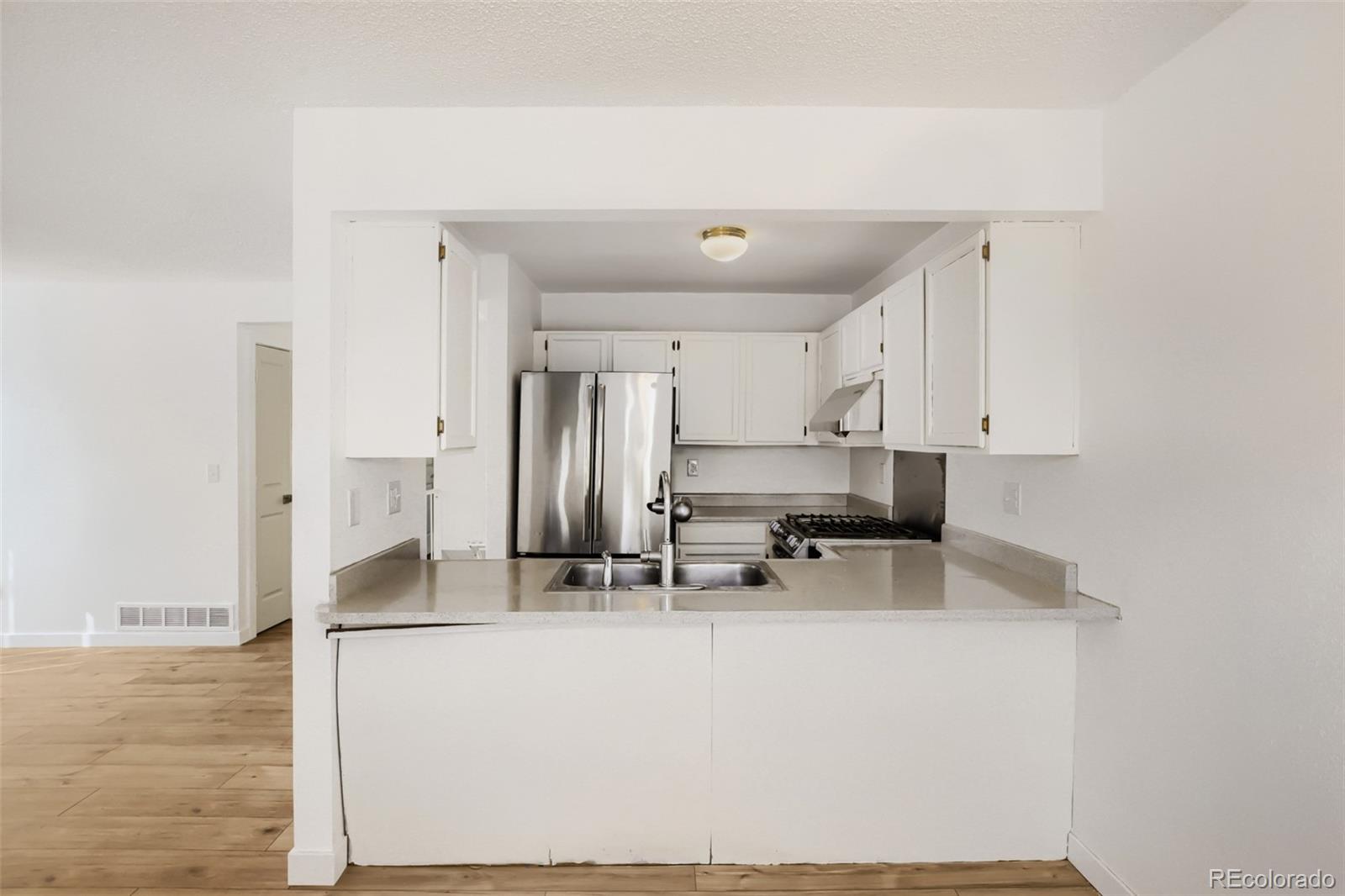 MLS Image #8 for 1215  devonshire court,lafayette, Colorado
