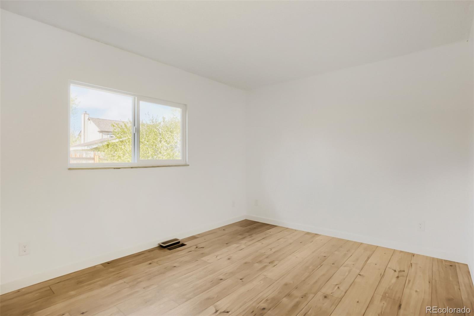 MLS Image #9 for 1215  devonshire court,lafayette, Colorado
