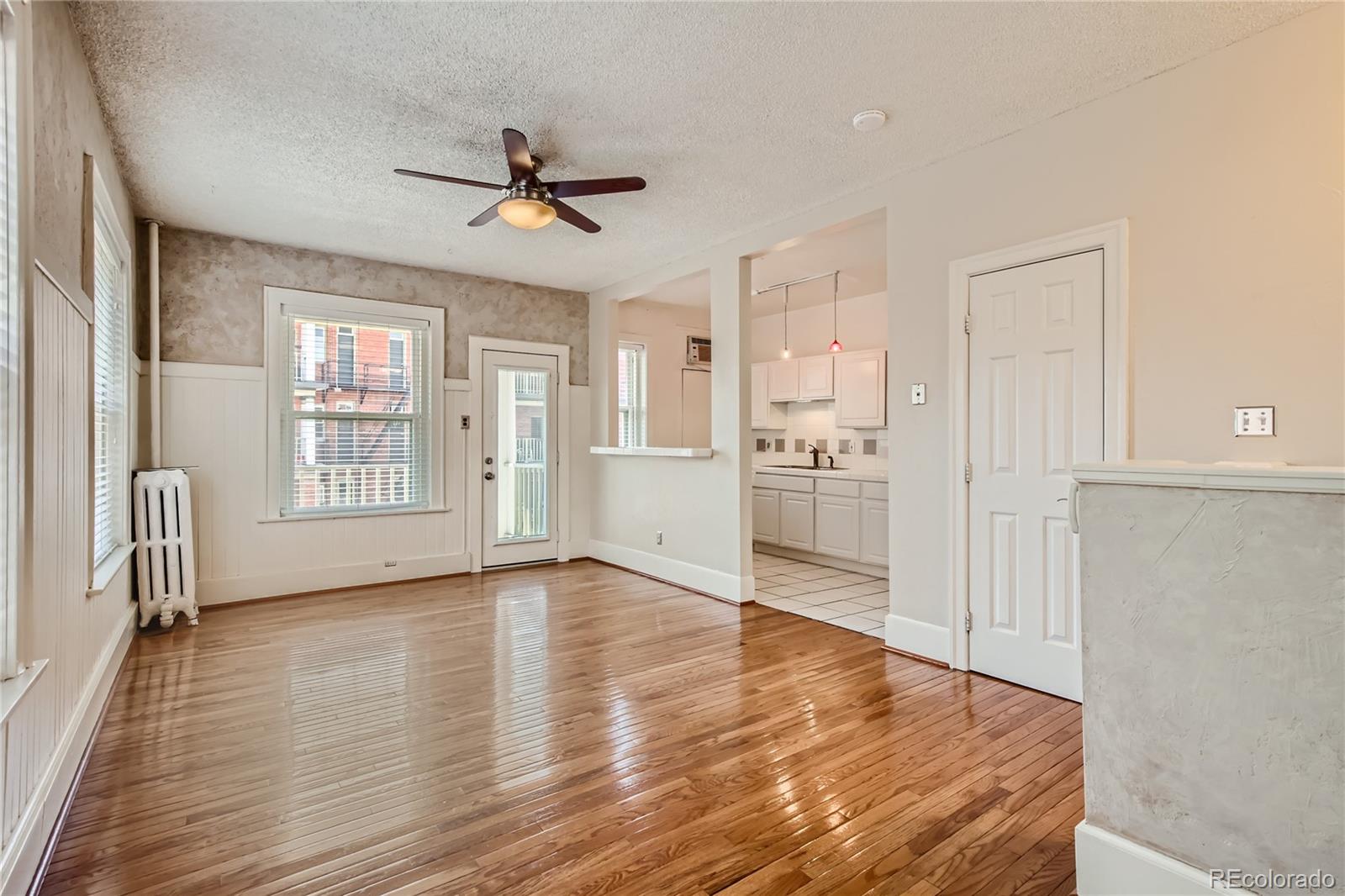 MLS Image #7 for 1376 n pearl street,denver, Colorado