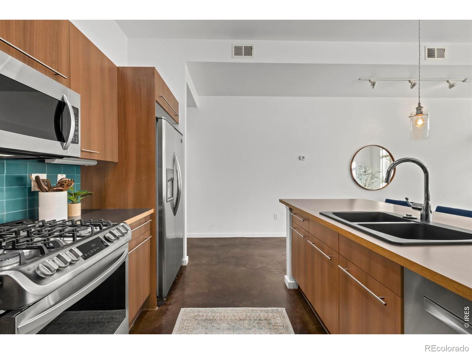 MLS Image #14 for 802  blondel street,fort collins, Colorado