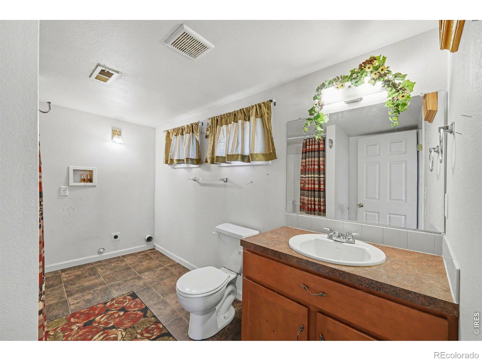 MLS Image #7 for 3812  empire street,evans, Colorado