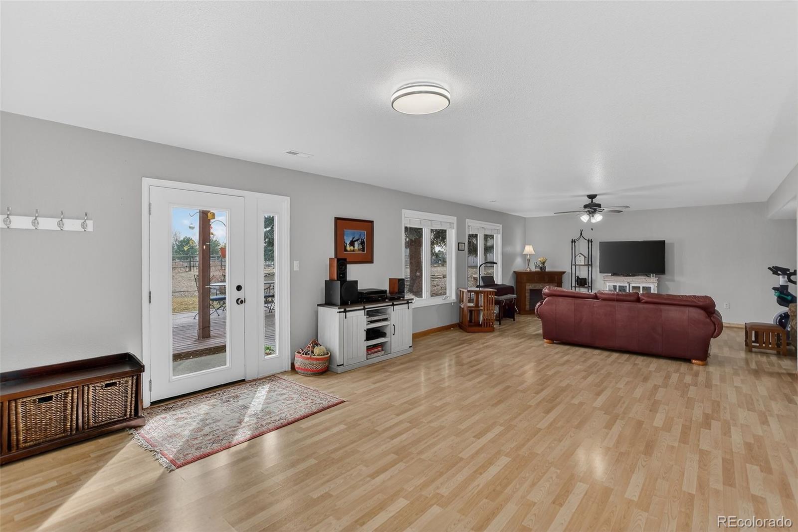 MLS Image #23 for 14804  county road 7 ,mead, Colorado