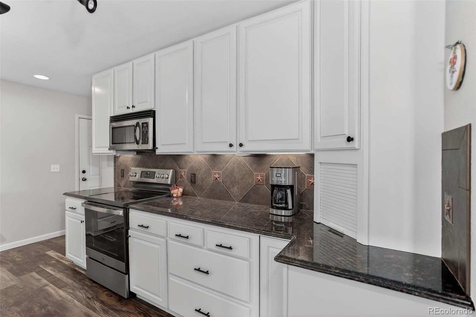 MLS Image #9 for 14804  county road 7 ,mead, Colorado