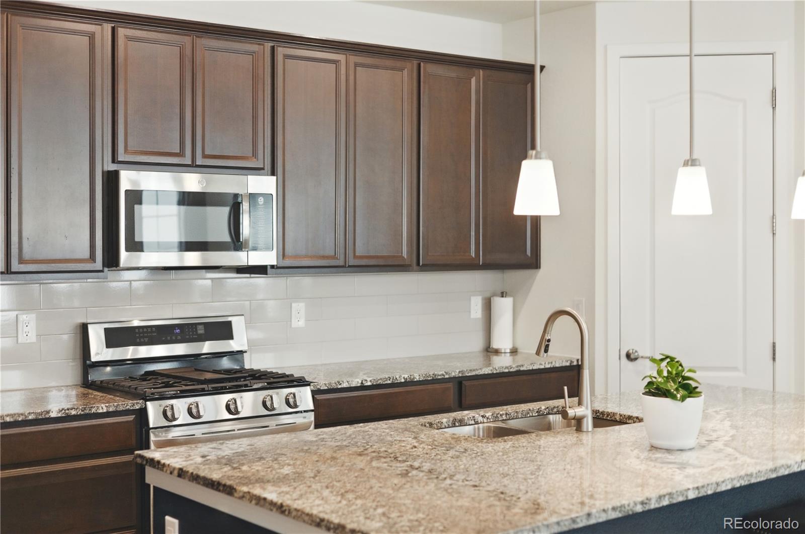 MLS Image #6 for 8844 s sicily court,aurora, Colorado