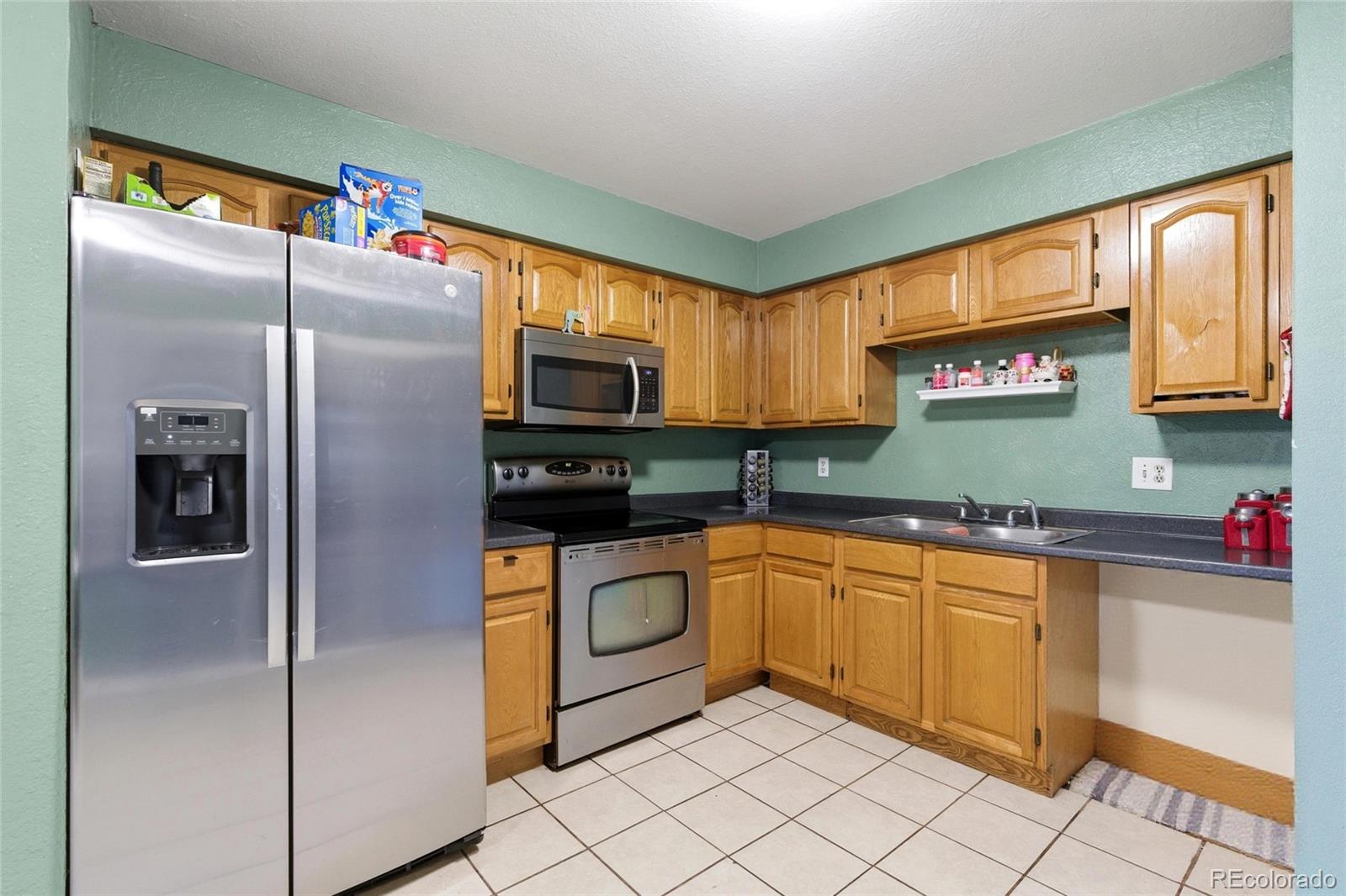 MLS Image #13 for 12234 e berkeley place,denver, Colorado