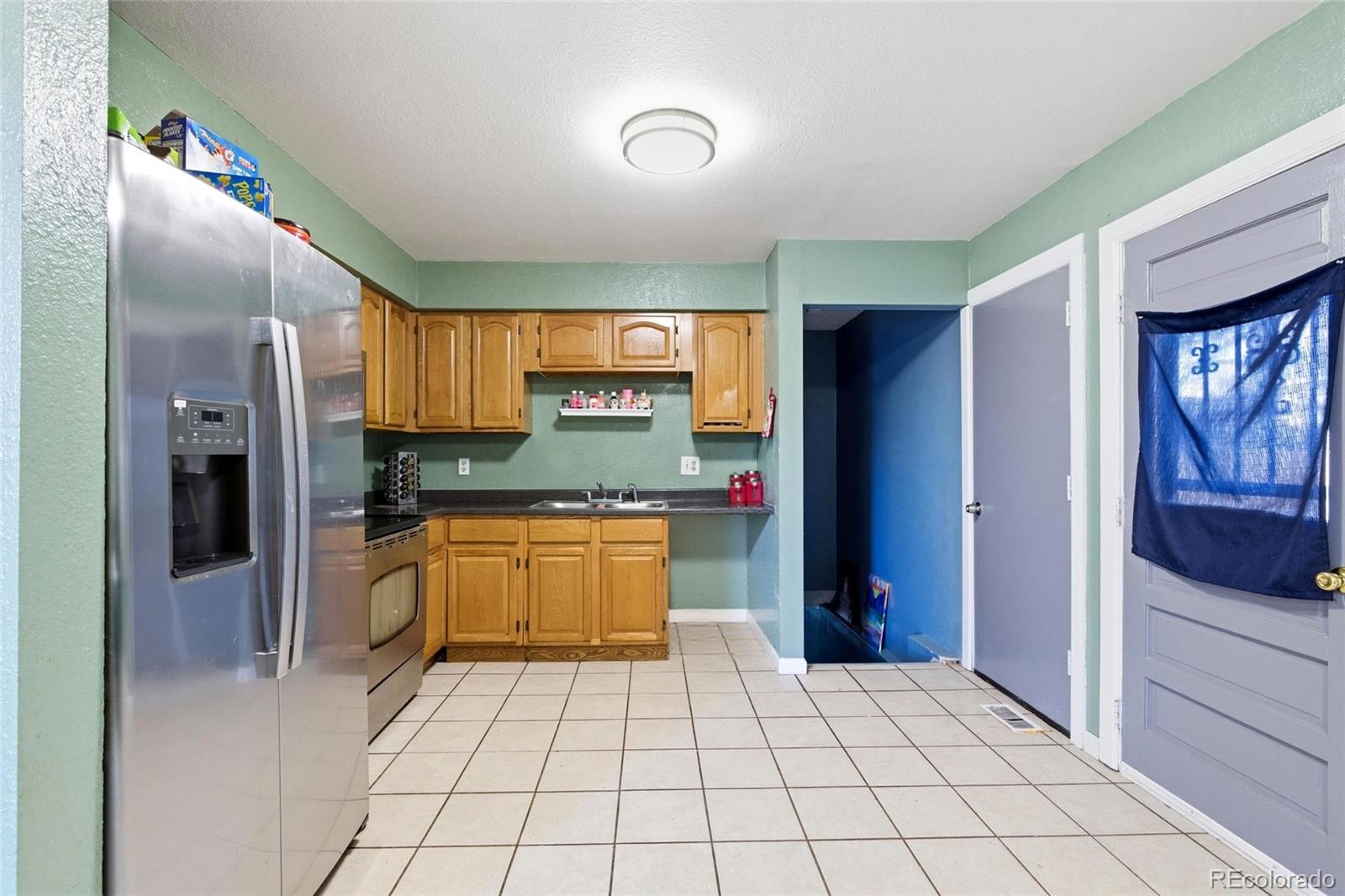 MLS Image #14 for 12234 e berkeley place,denver, Colorado