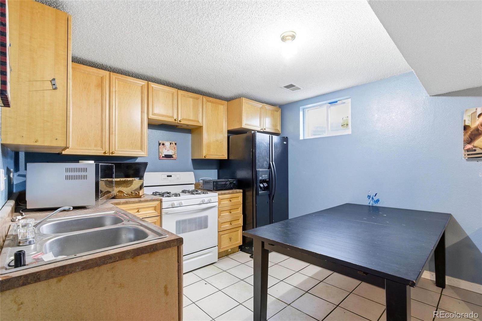 MLS Image #21 for 12234 e berkeley place,denver, Colorado