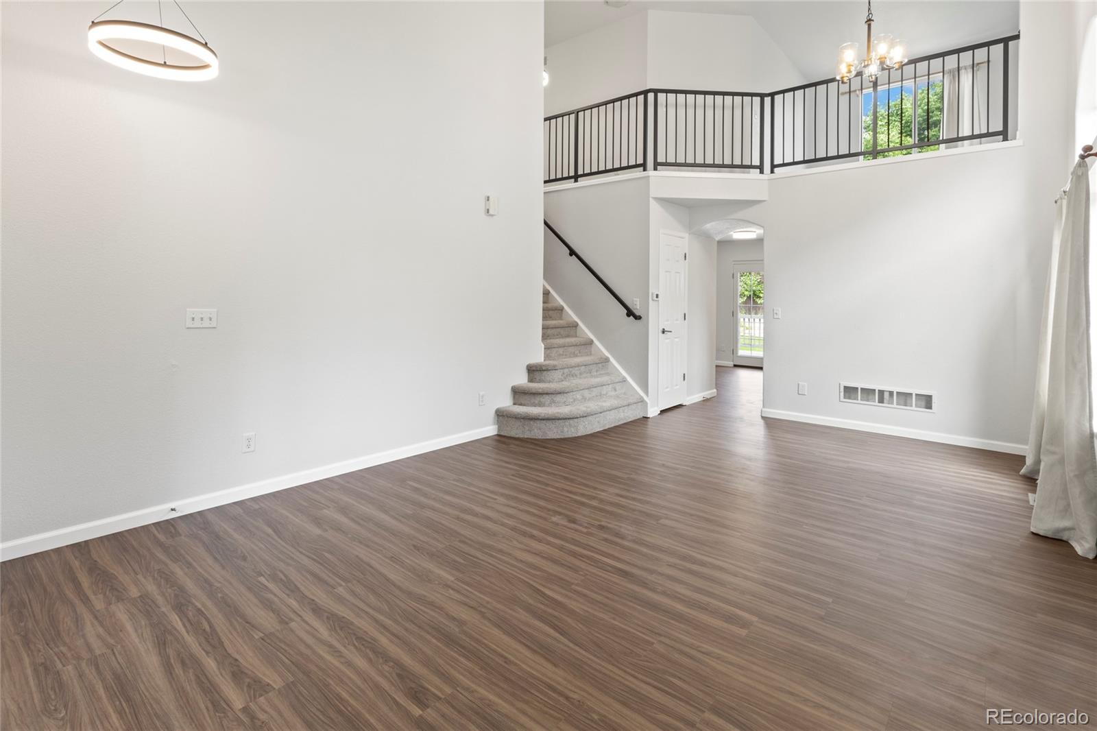 MLS Image #2 for 10439  cheetah winds ,lone tree, Colorado