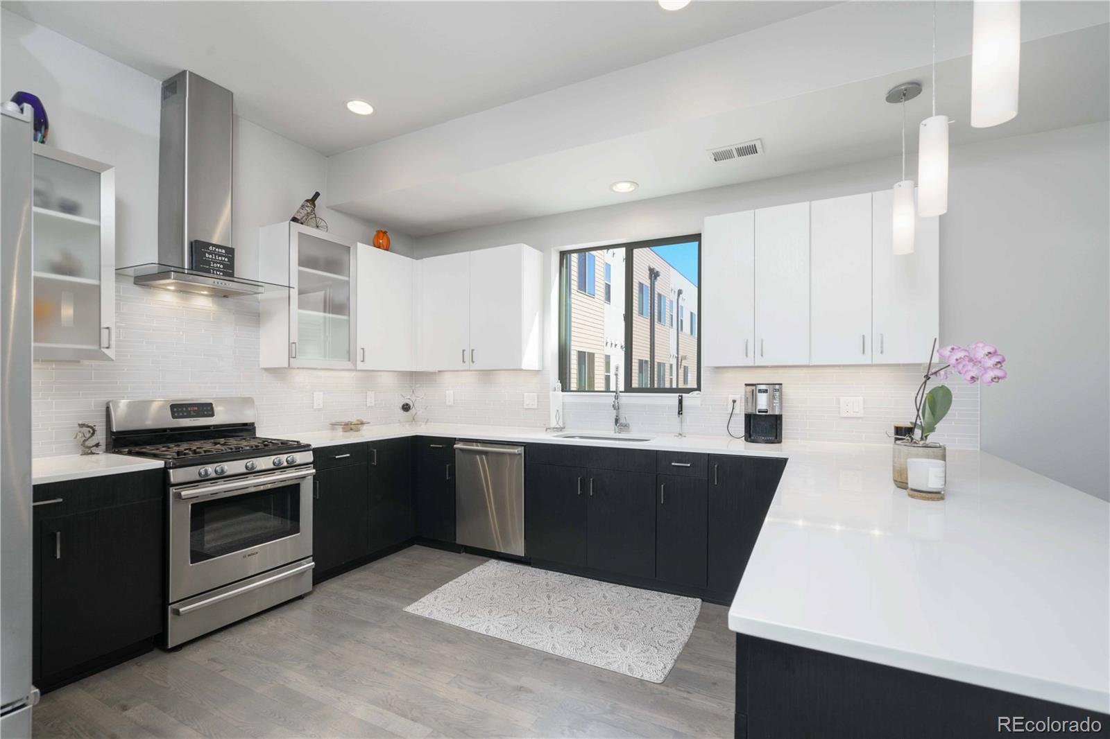MLS Image #11 for 2622 w 24th avenue 14,denver, Colorado