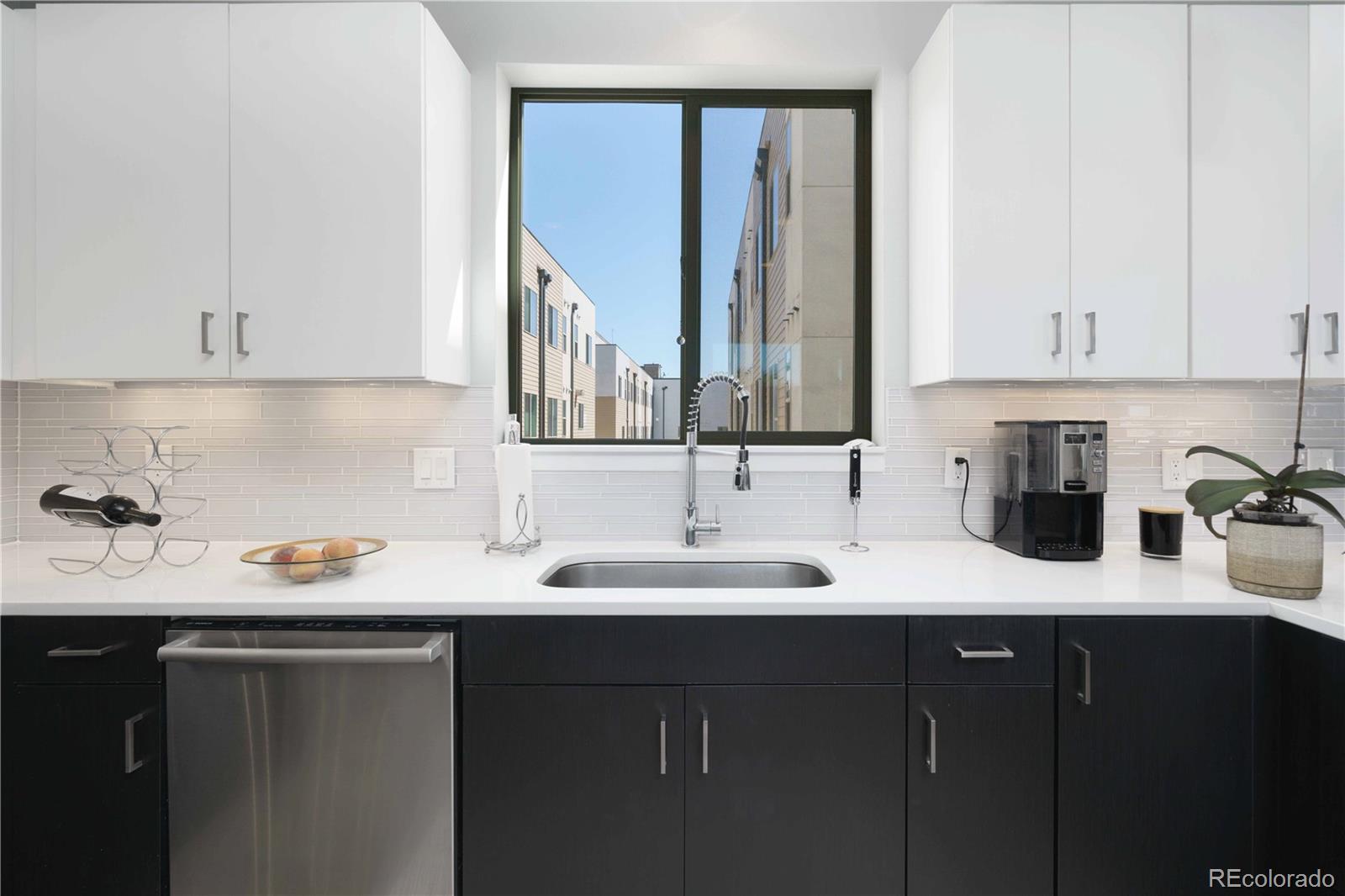 MLS Image #13 for 2622 w 24th avenue 14,denver, Colorado