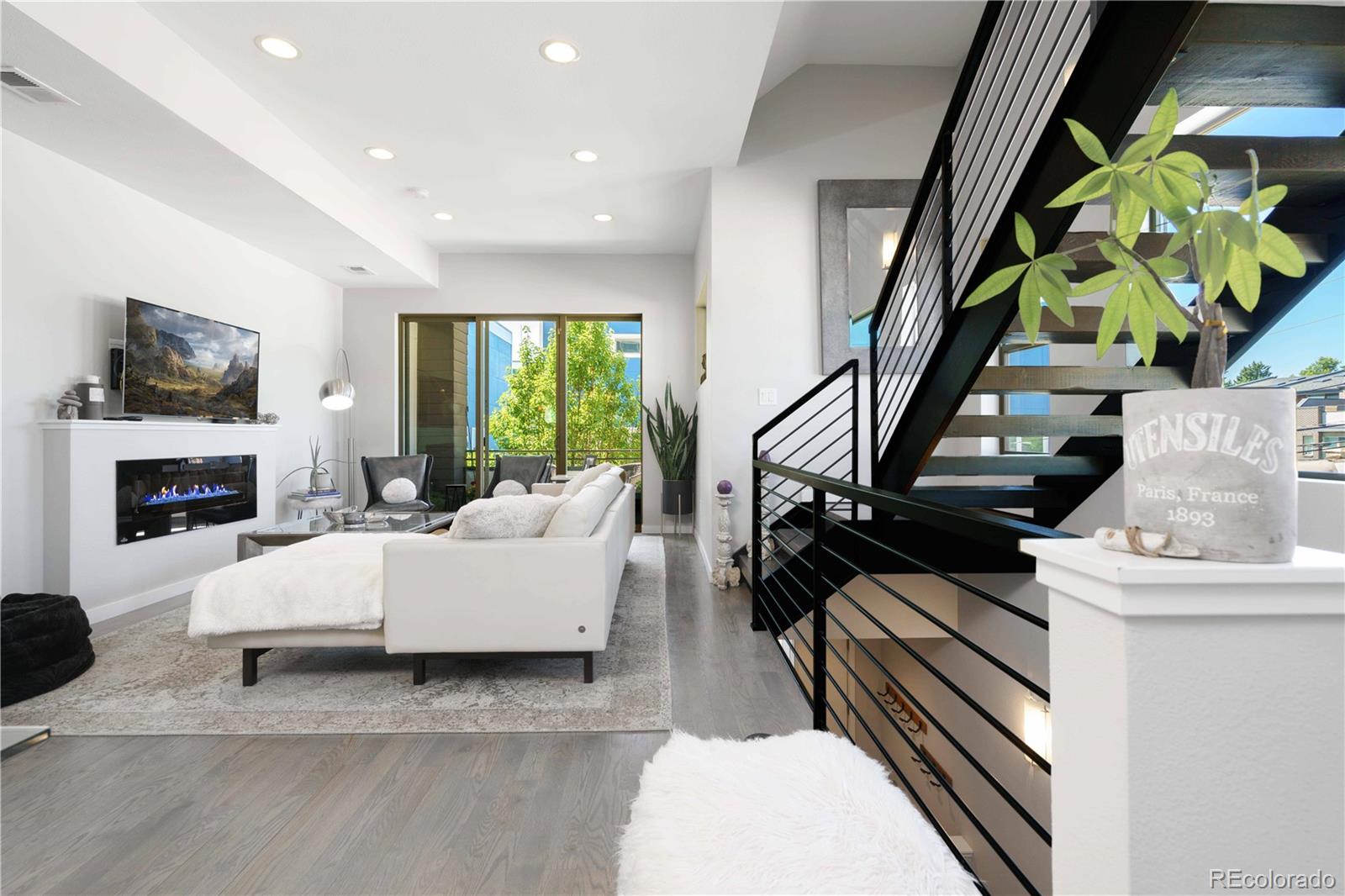 MLS Image #8 for 2622 w 24th avenue 14,denver, Colorado