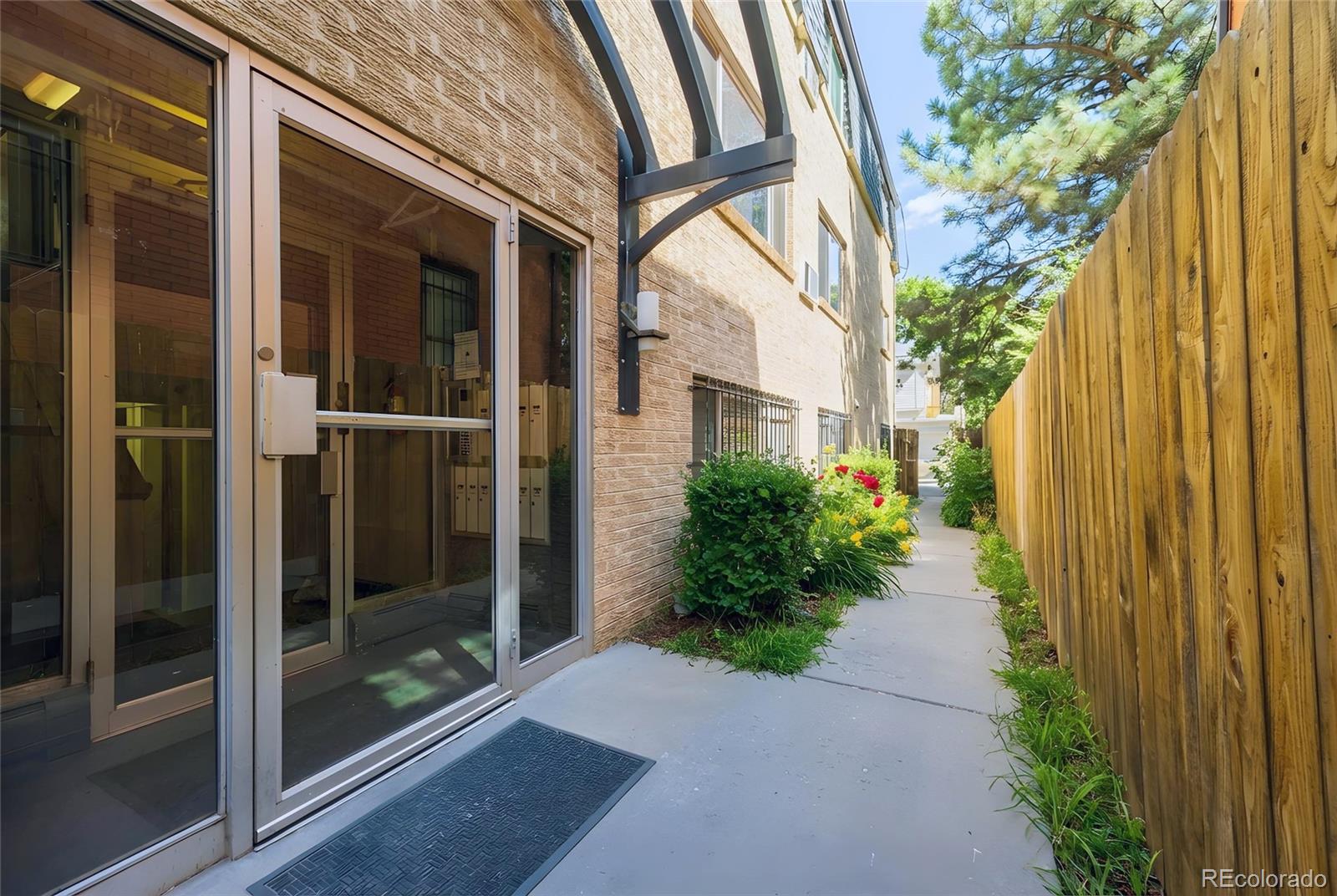 MLS Image #18 for 1332 n williams street,denver, Colorado