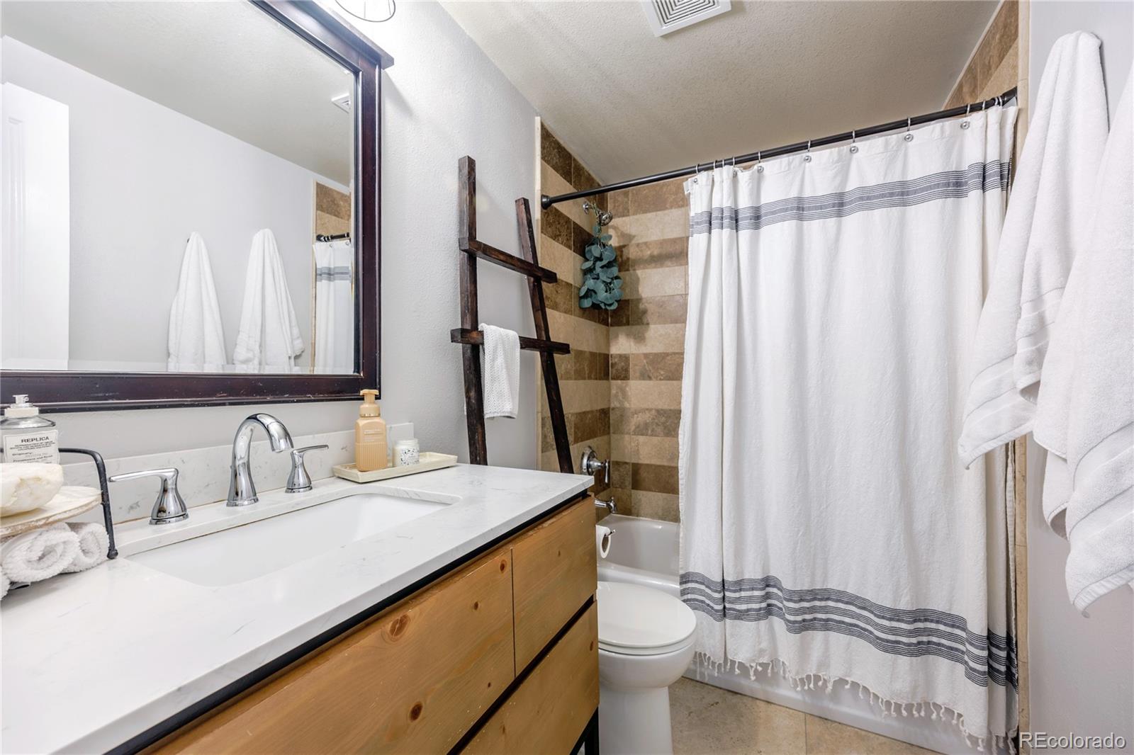 MLS Image #9 for 1332 n williams street,denver, Colorado
