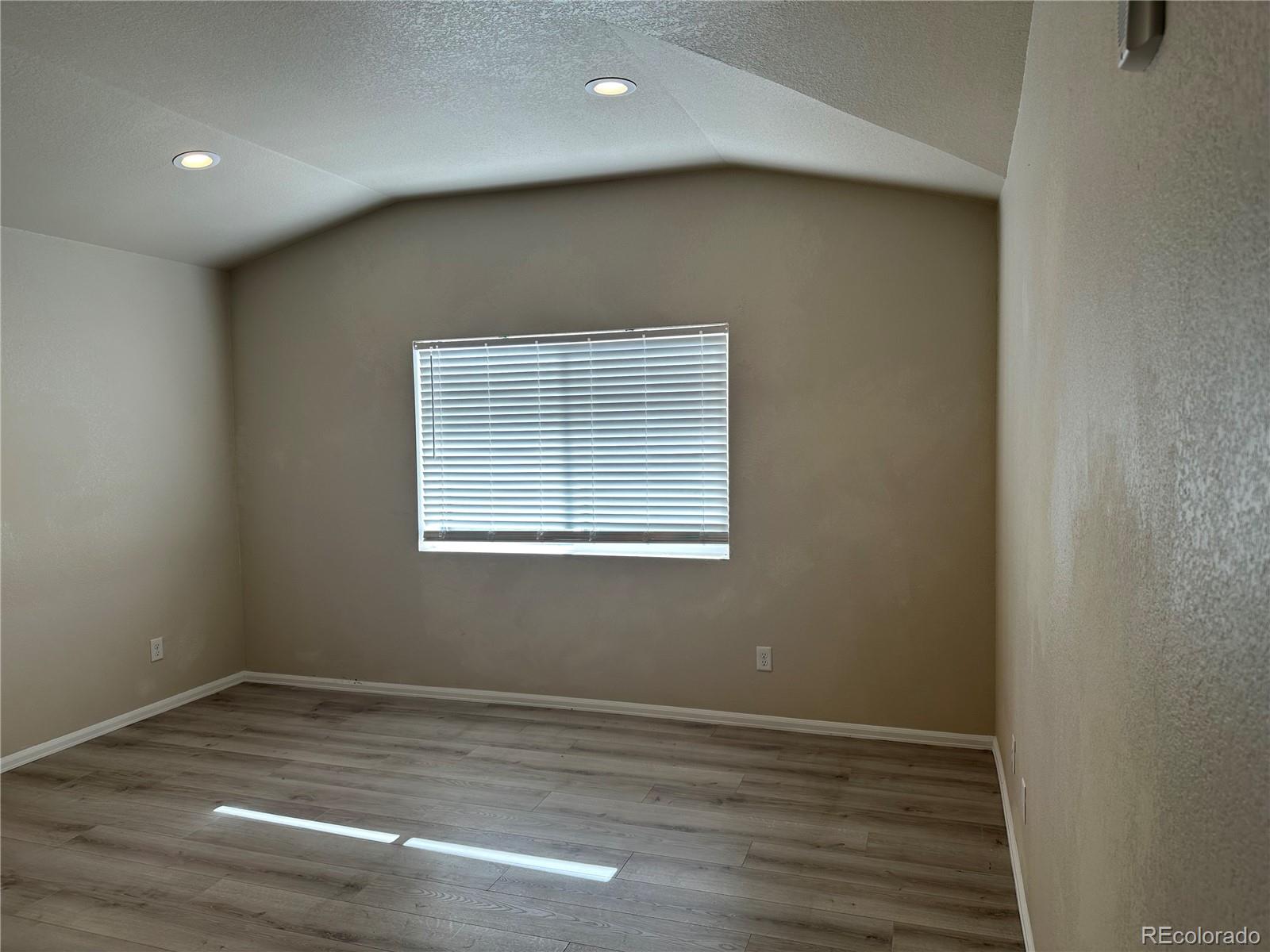 MLS Image #5 for 875 e 78th avenue 21,denver, Colorado